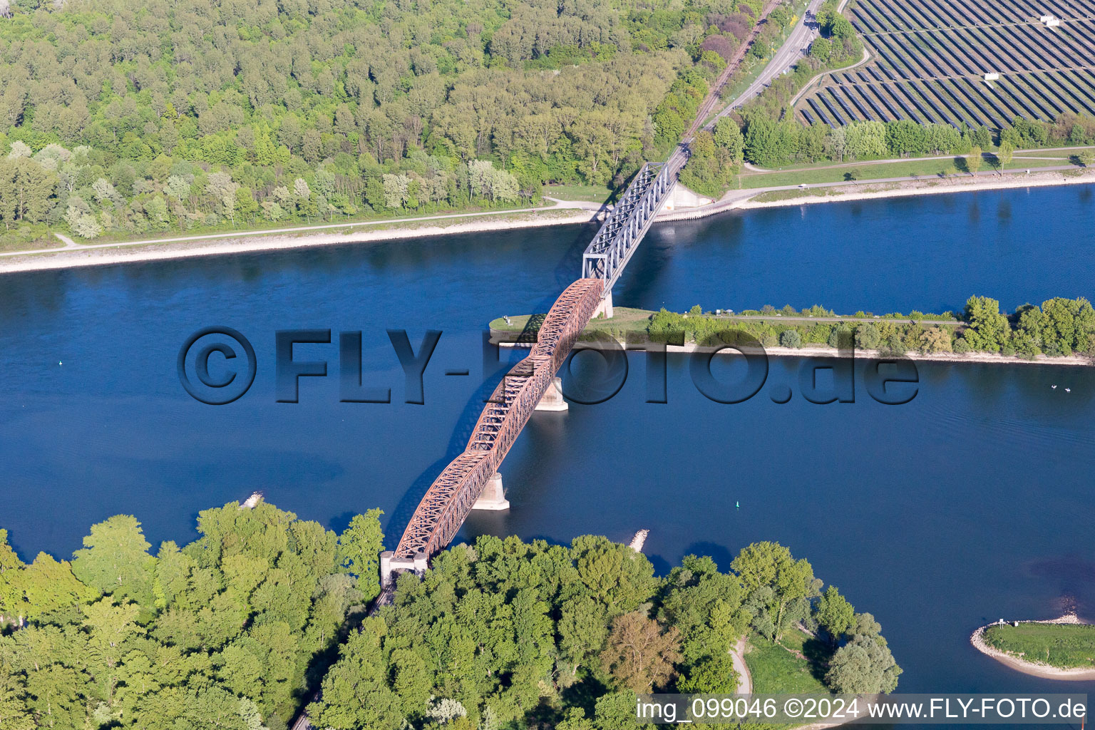 Beinheim in the state Bas-Rhin, France seen from above