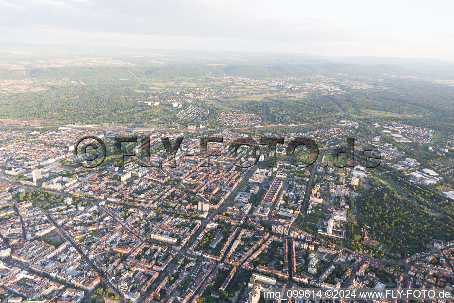 Aerial photograpy of Brauerstr in the district Südweststadt in Karlsruhe in the state Baden-Wuerttemberg, Germany