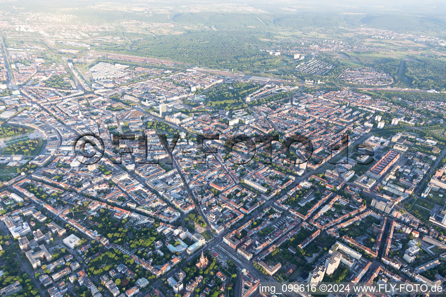 Kaiserstraße Amalienstr, Reinhold-Frank Straße in the district Innenstadt-West in Karlsruhe in the state Baden-Wuerttemberg, Germany