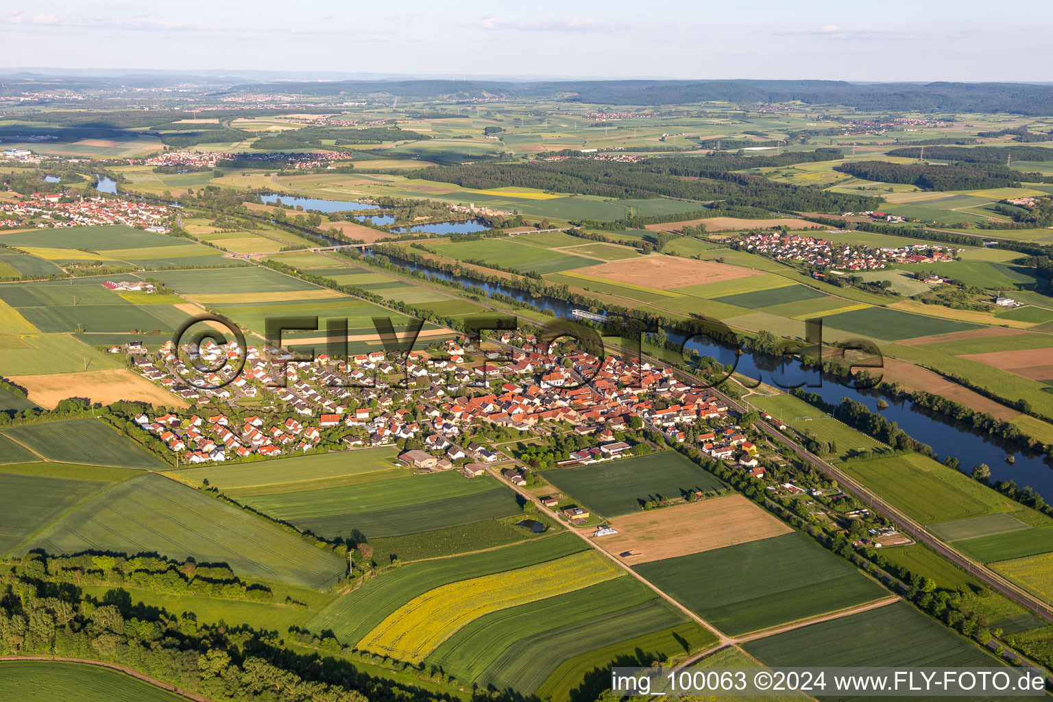 River banks of the Main in the district Untertheres in Theres in the state Bavaria, Germany