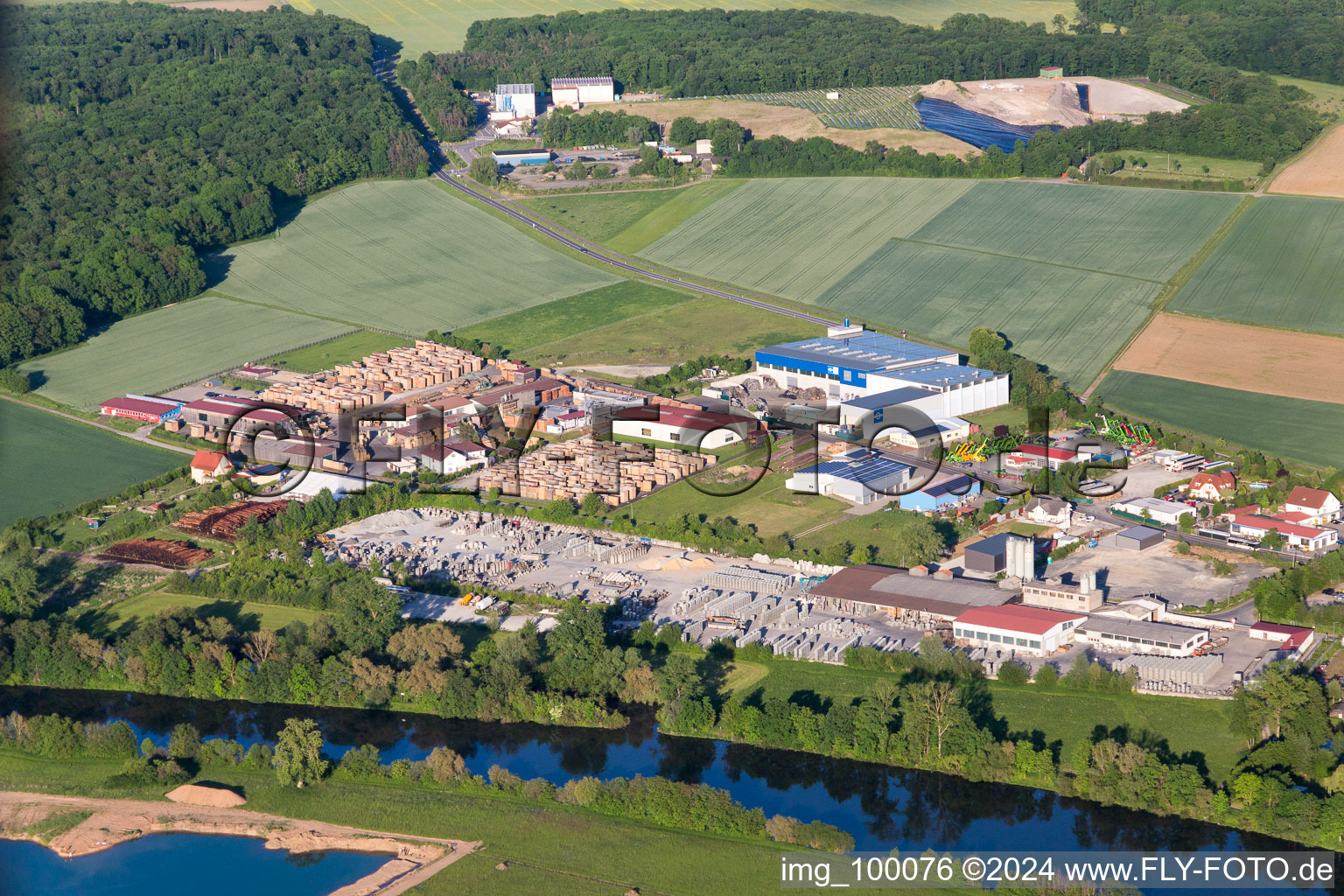 Industrial estate and company settlement with Hochrein Beton GmbH and Saegewerk Reitz GmbH in Wonfurt in the state Bavaria, Germany