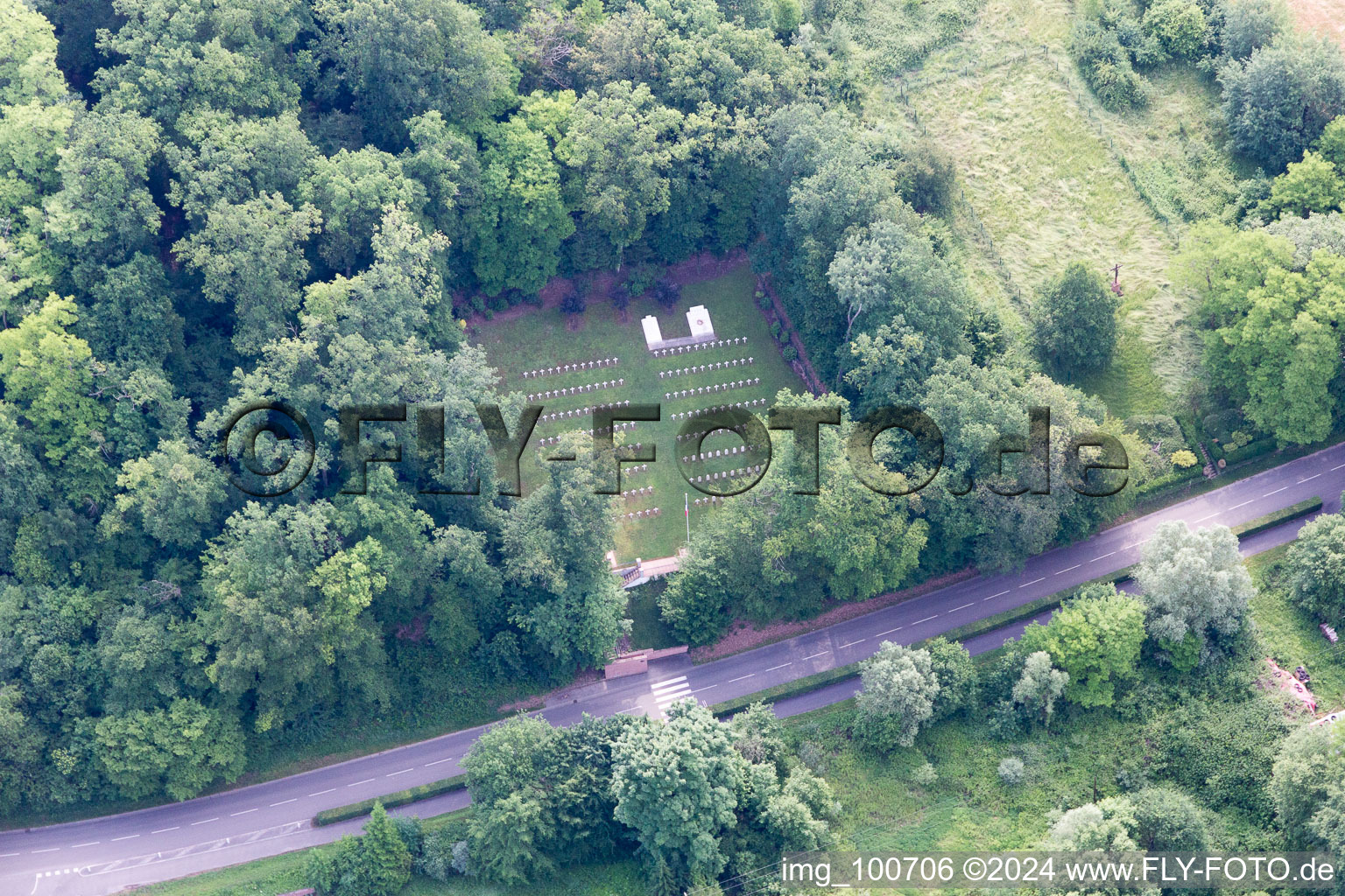 Bird's eye view of Sankt Germannshof in the state Rhineland-Palatinate, Germany