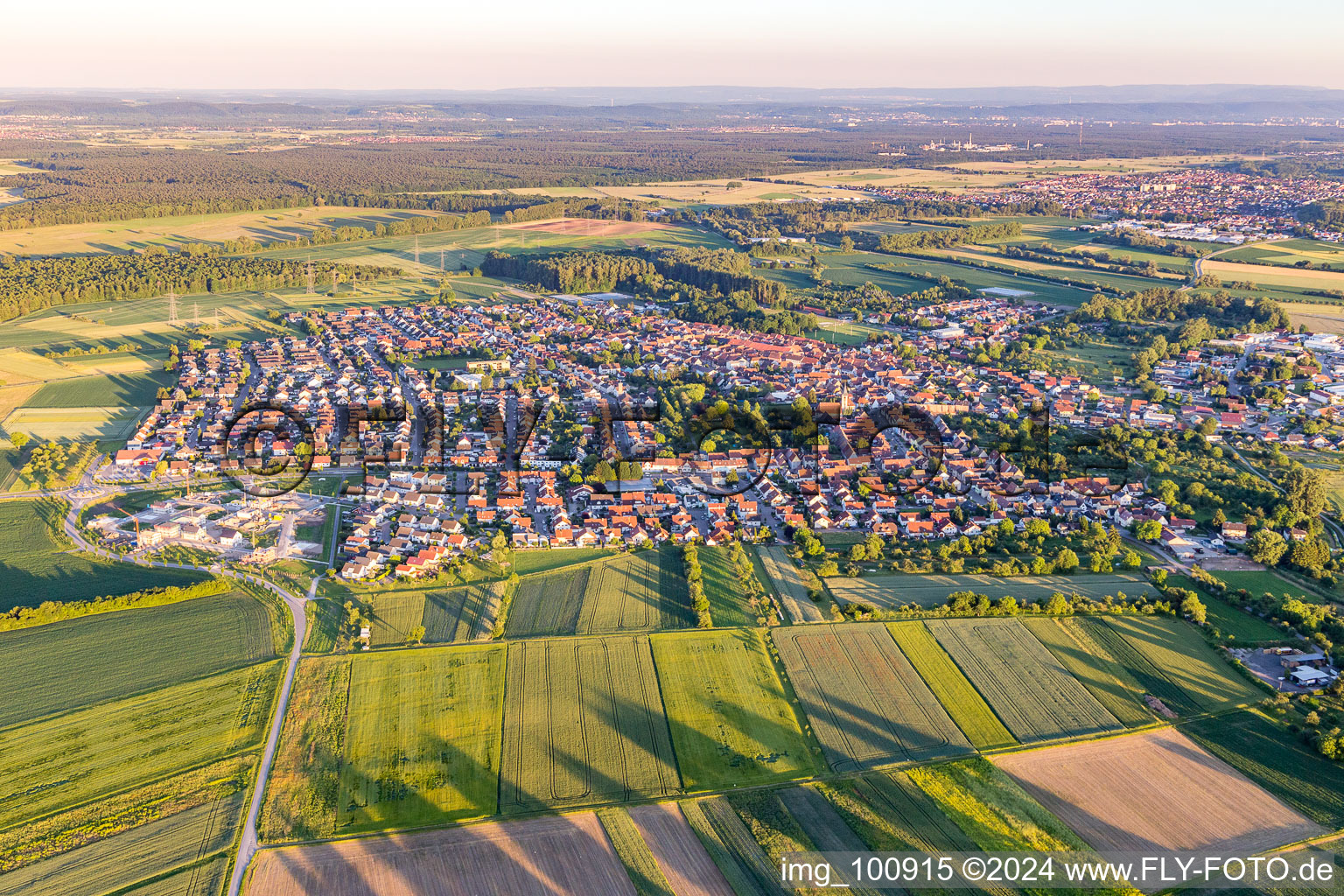 From the northwest in the district Liedolsheim in Dettenheim in the state Baden-Wuerttemberg, Germany