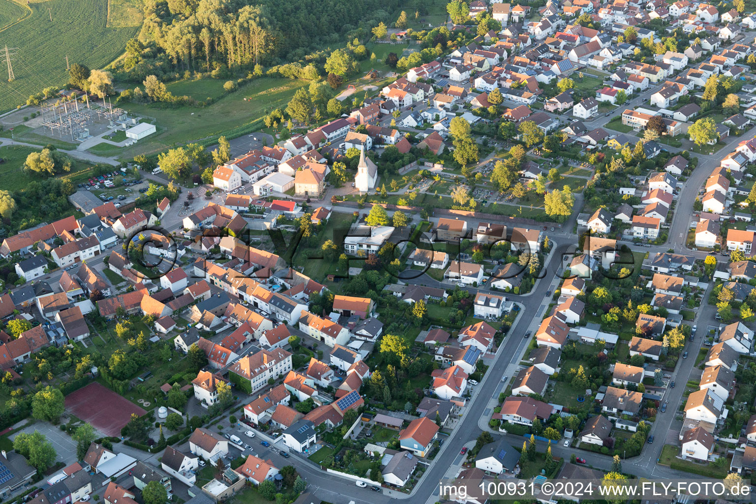 Oblique view of District Hochstetten in Linkenheim-Hochstetten in the state Baden-Wuerttemberg, Germany