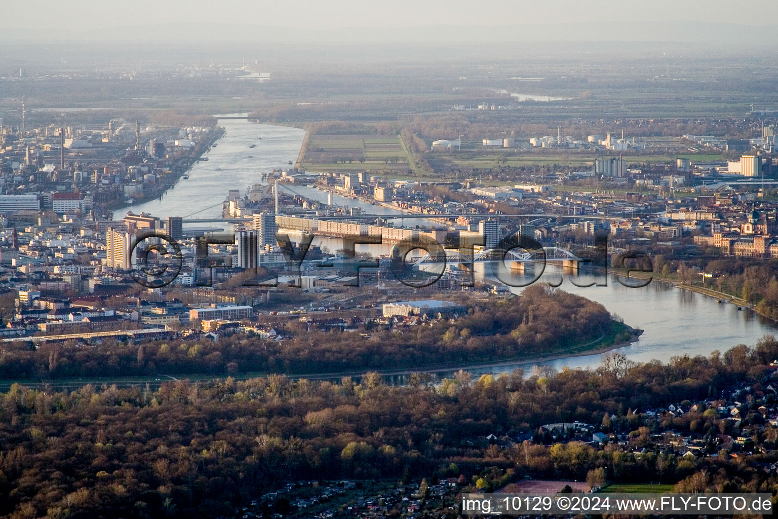 City view on the river bank of the Rhine river in Ludwigshafen am Rhein in the state Rhineland-Palatinate, Germany