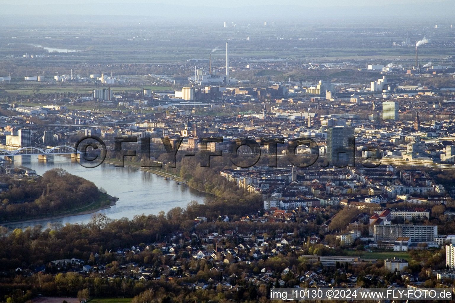 Town on the banks of the river of the Rhine river in the district Lindenhof in Mannheim in the state Baden-Wurttemberg