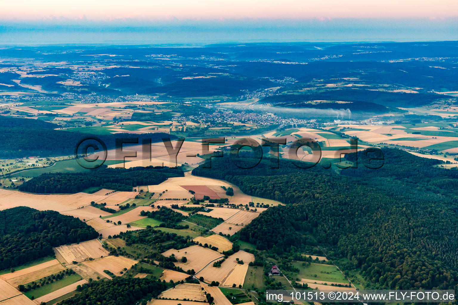 From the north in the district Söllingen in Pfinztal in the state Baden-Wuerttemberg, Germany