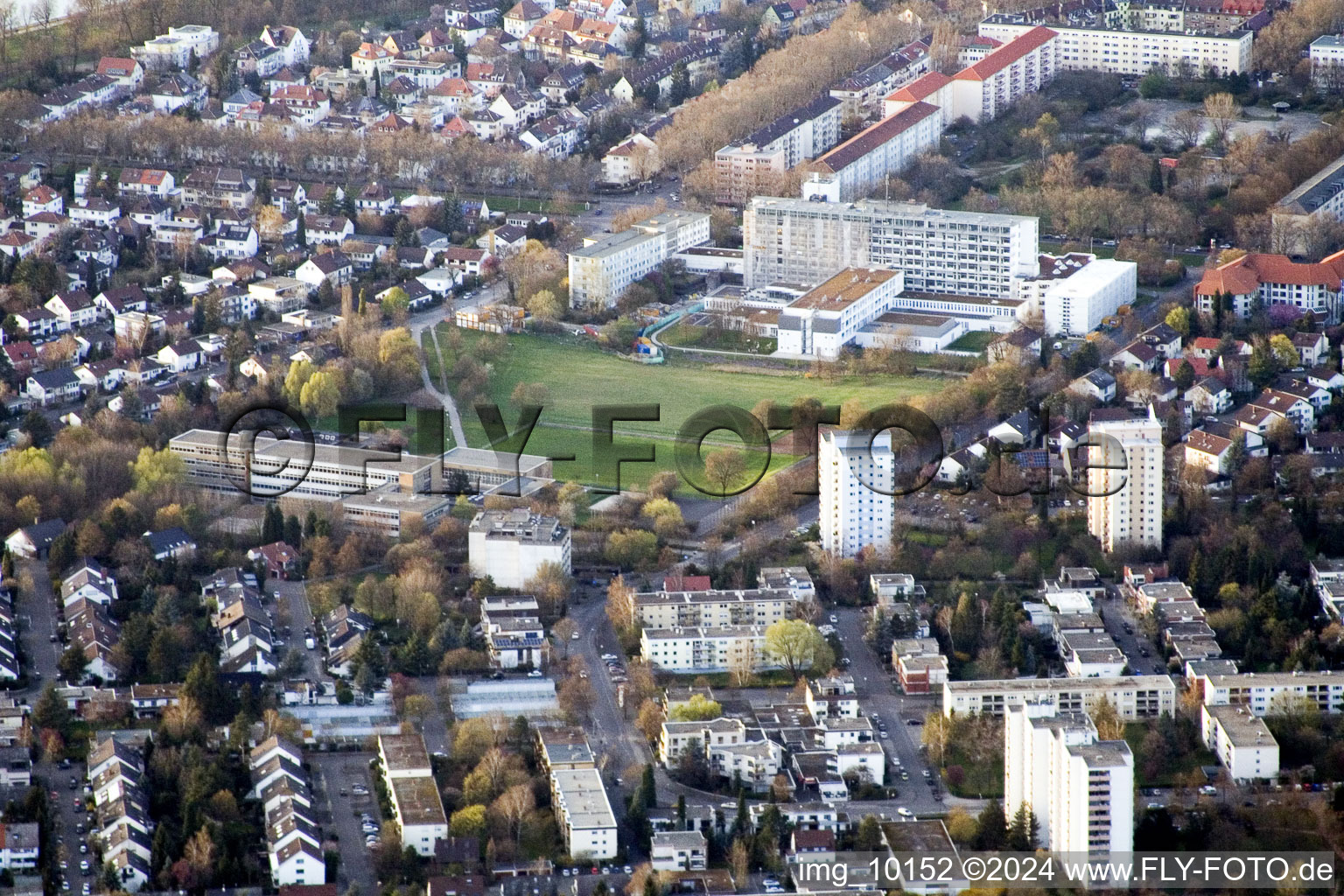 Lindenhof, Niederfeld from the south in the district Niederfeld in Mannheim in the state Baden-Wuerttemberg, Germany