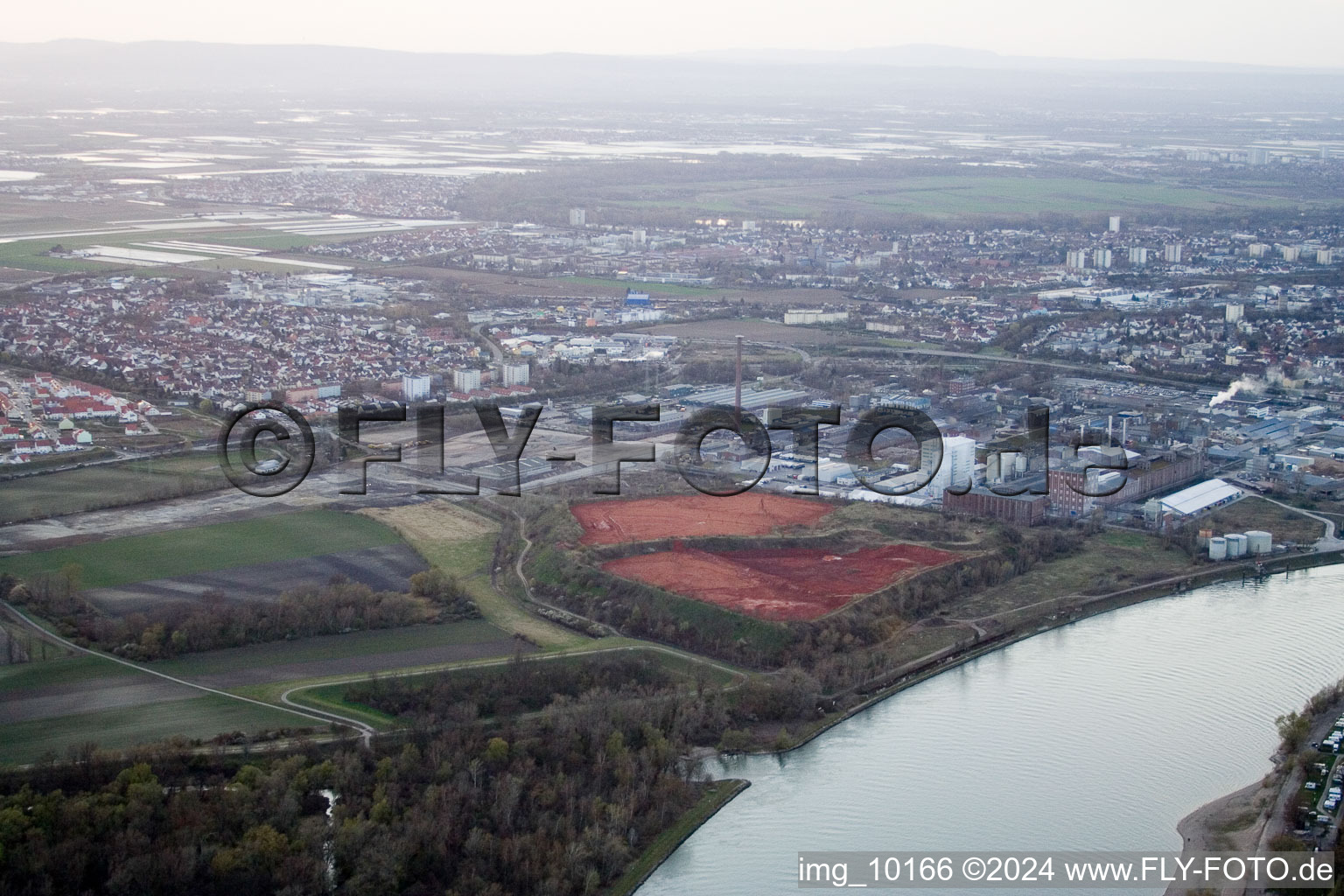 Oblique view of District Rheingönheim in Ludwigshafen am Rhein in the state Rhineland-Palatinate, Germany