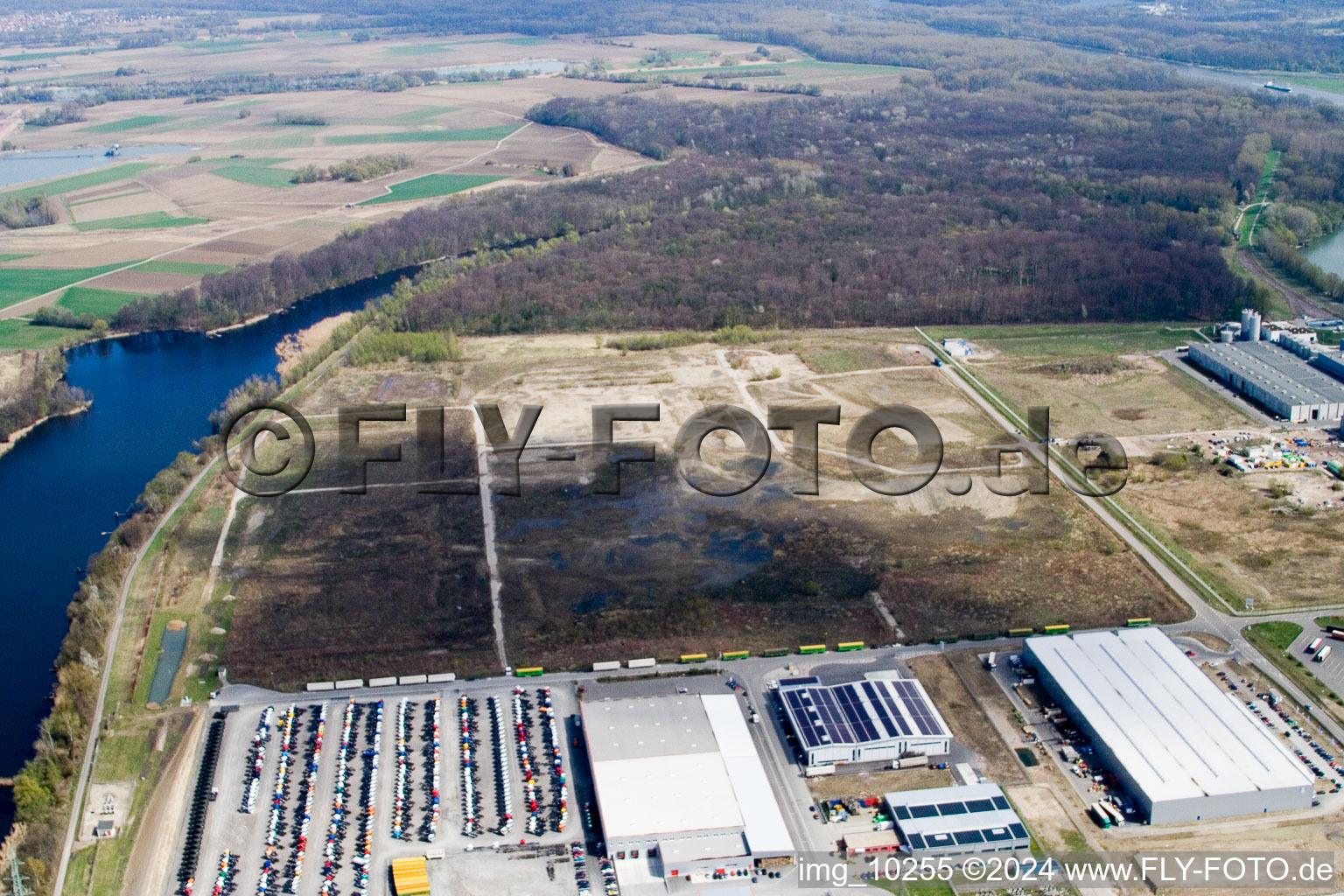 Aerial photograpy of Oberwald industrial area, Nuss forwarding company in Wörth am Rhein in the state Rhineland-Palatinate, Germany