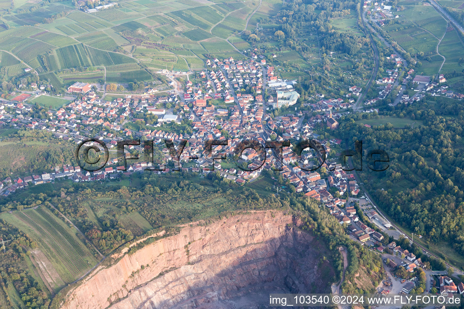 Bird's eye view of Albersweiler in the state Rhineland-Palatinate, Germany