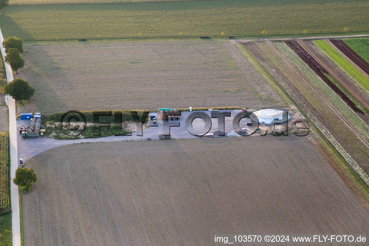 Construction site of the EnBW wind farm Freckenfeld - for a wind turbine with 6 wind turbines in Freckenfeld in the state Rhineland-Palatinate, Germany from above