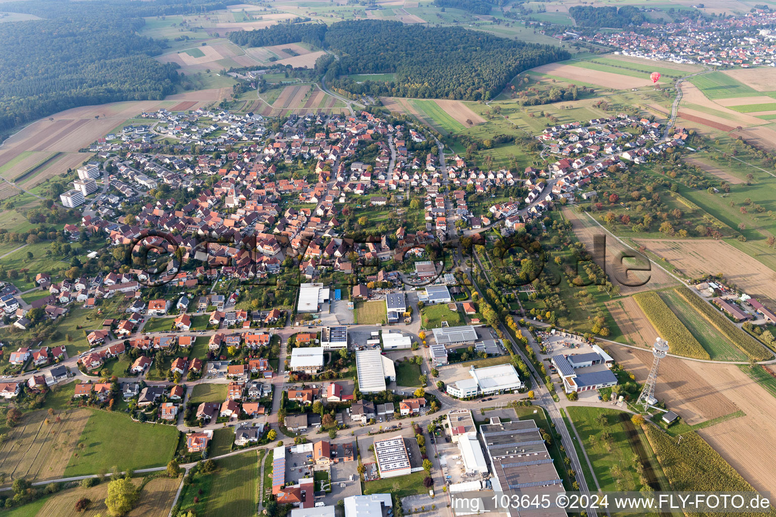 From the south in the district Göbrichen in Neulingen in the state Baden-Wuerttemberg, Germany