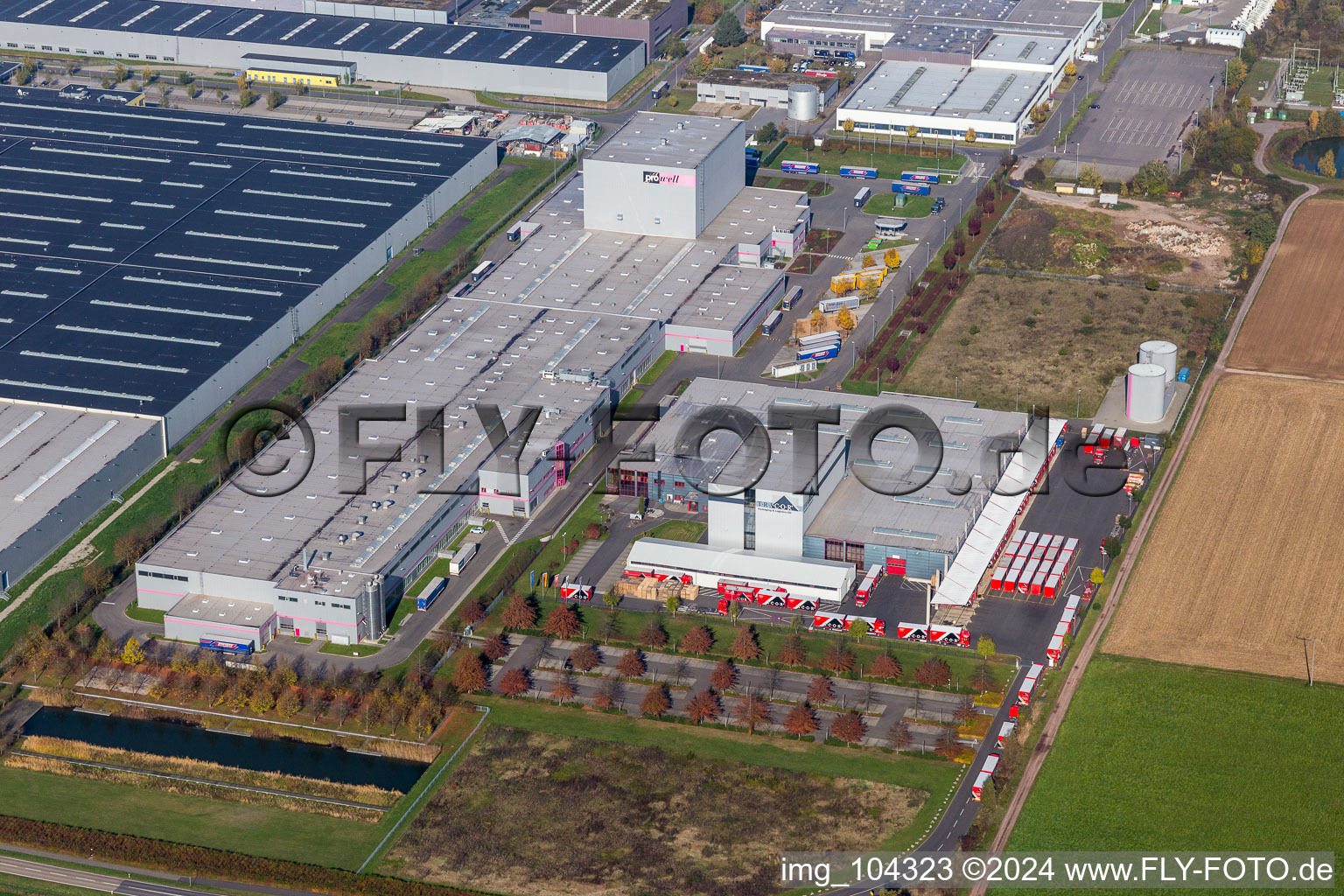 Aerial view of Warehouses and forwarding building of Tricor Packaging & Logistics AG in Offenbach an der Queich in the state Rhineland-Palatinate, Germany