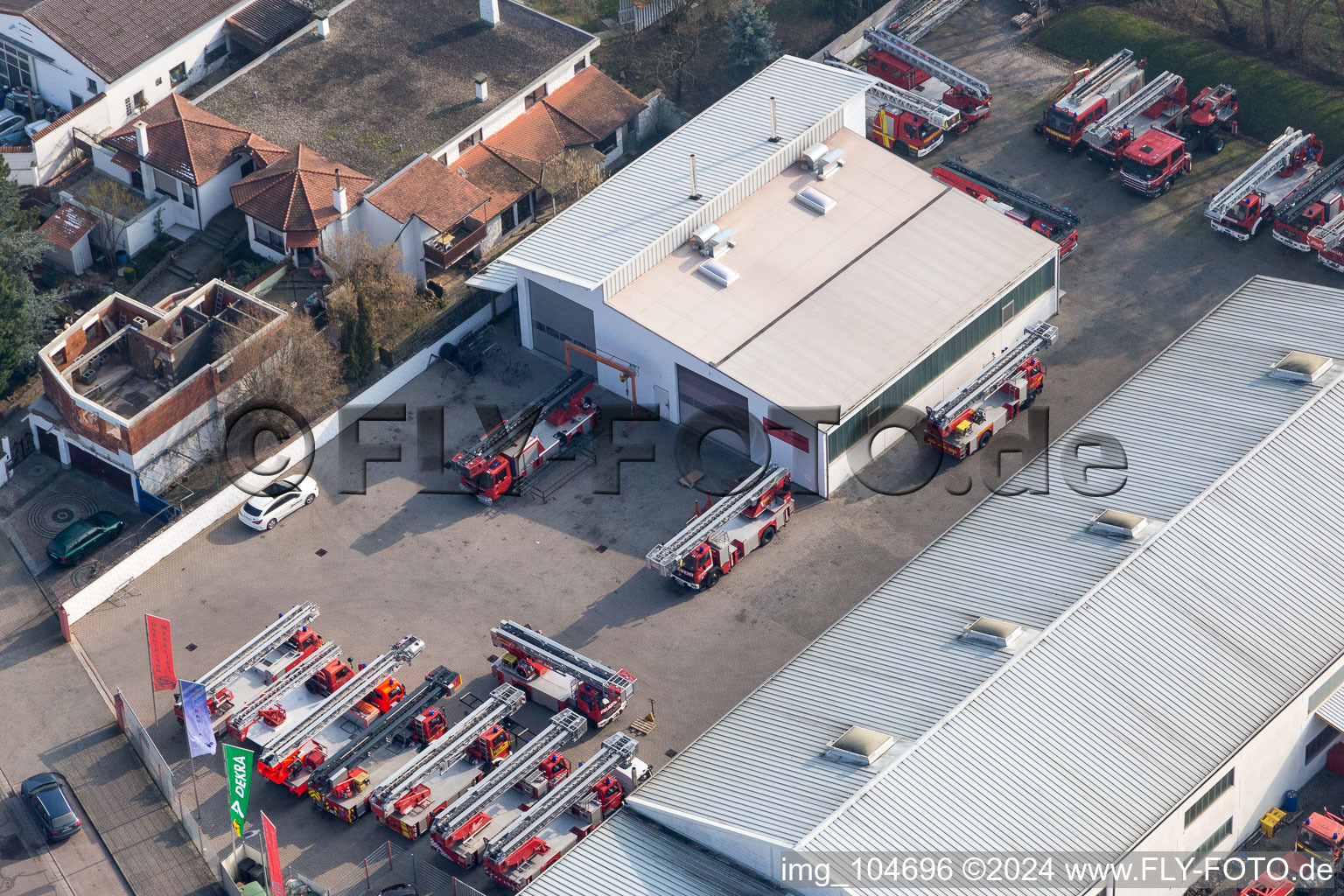 Aerial photograpy of Minderlachen, Horst industrial estate, turntable ladder workshop Beitel and Stier GmbH in the district Minderslachen in Kandel in the state Rhineland-Palatinate, Germany