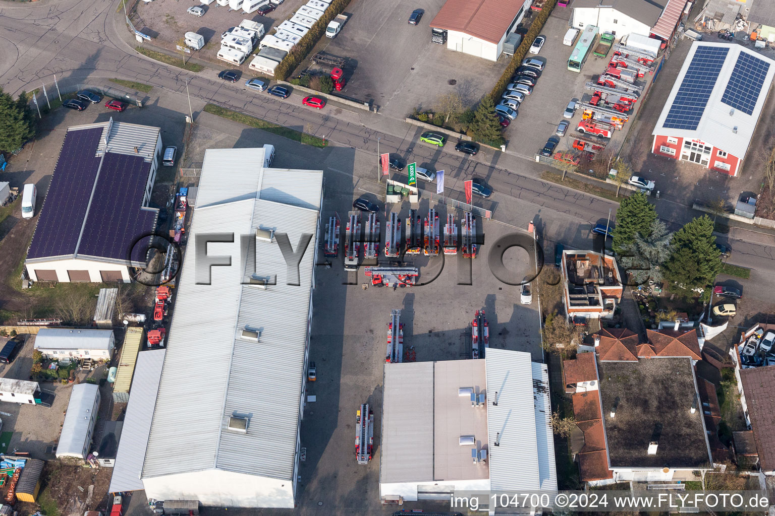 Minderlachen, Horst industrial estate, turntable ladder workshop Beitel and Stier GmbH in the district Minderslachen in Kandel in the state Rhineland-Palatinate, Germany out of the air