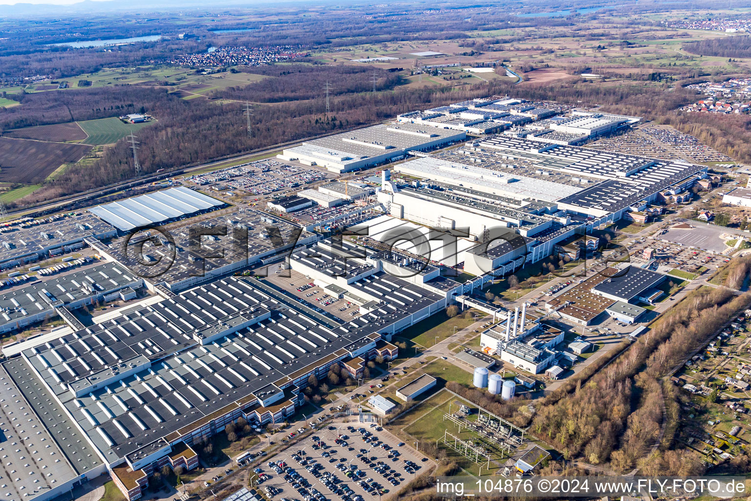 Oblique view of Buildings and production halls on the vehicle construction site of Merceof-Benz factory Rastatt in Rastatt in the state Baden-Wurttemberg, Germany