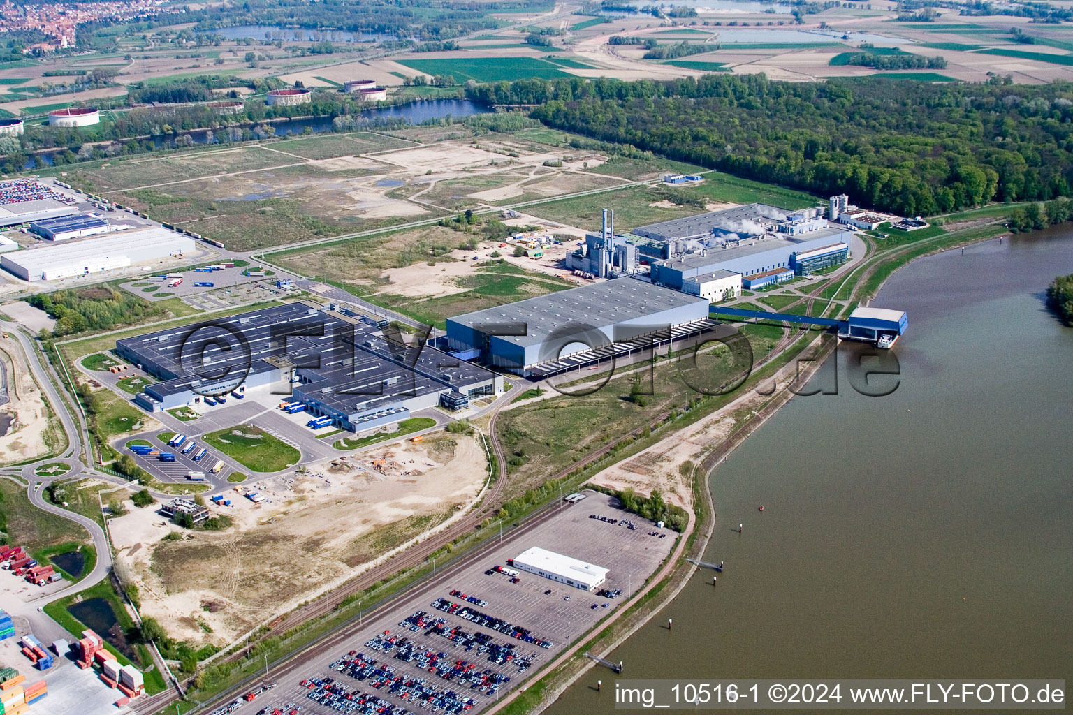 Aerial photograpy of Rhine port in the district Maximiliansau in Wörth am Rhein in the state Rhineland-Palatinate, Germany