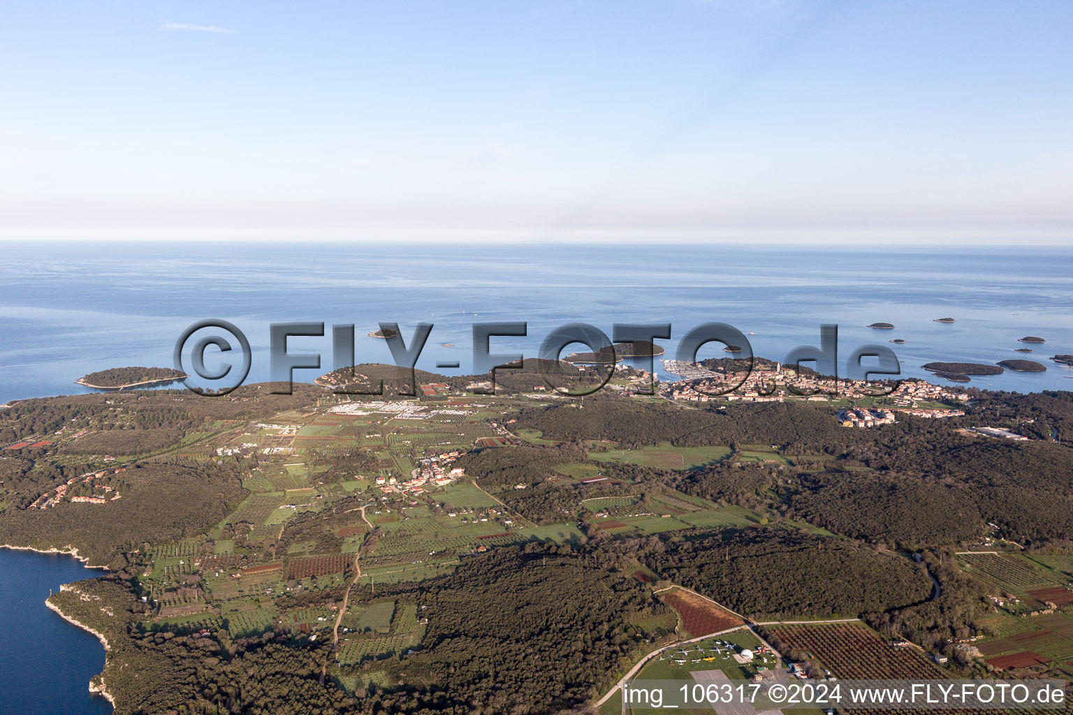 Bird's eye view of Vrsar in the state Gespanschaft Istrien, Croatia