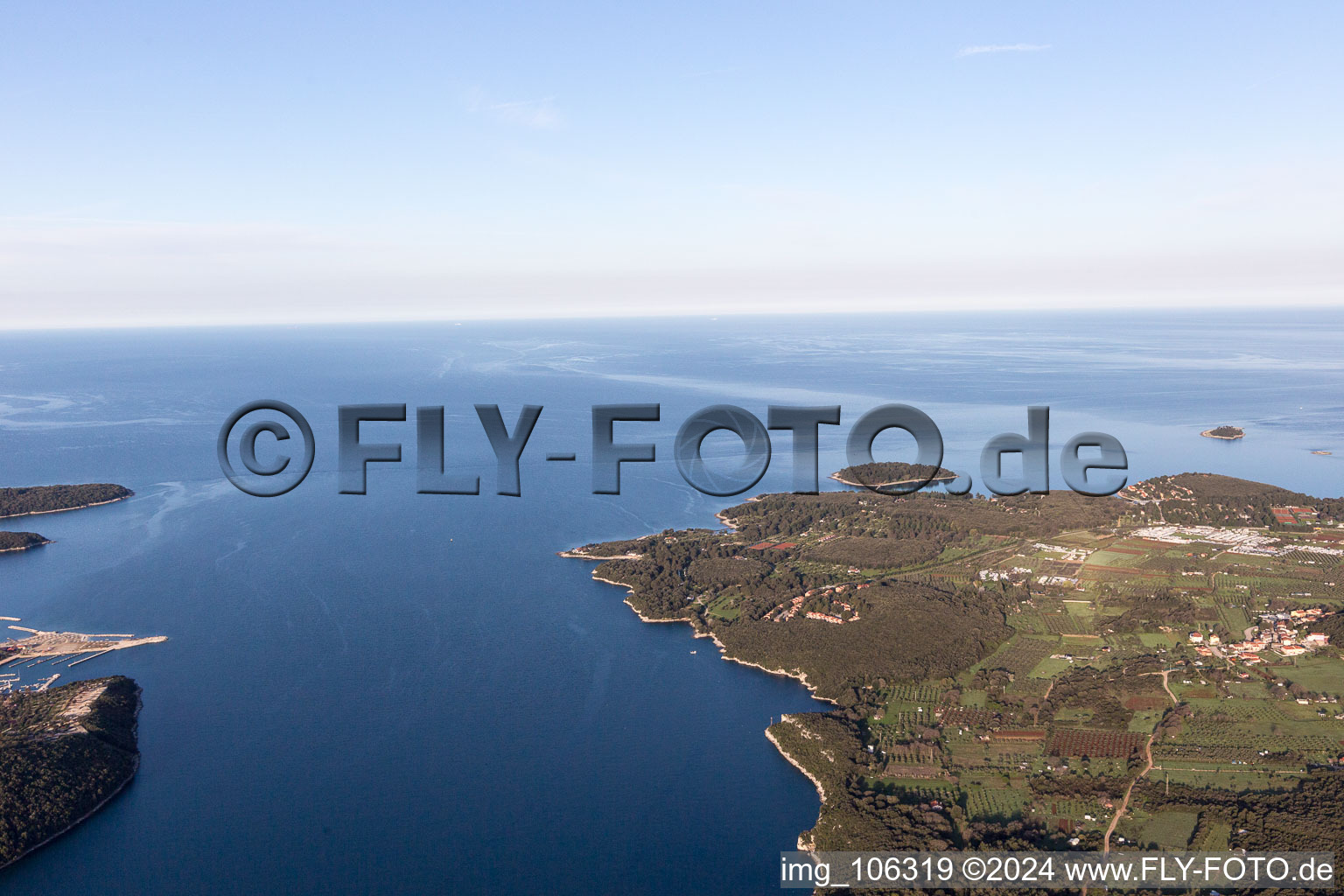 Drone recording of Vrsar in the state Gespanschaft Istrien, Croatia