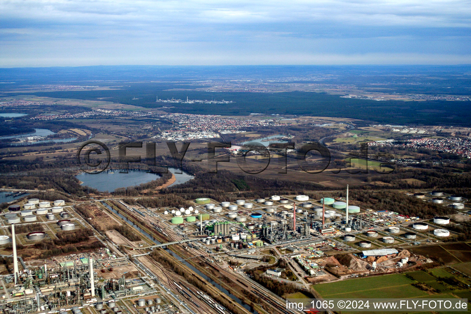 Aerial photograpy of Refinery on the Rhine in the district Knielingen in Karlsruhe in the state Baden-Wuerttemberg, Germany