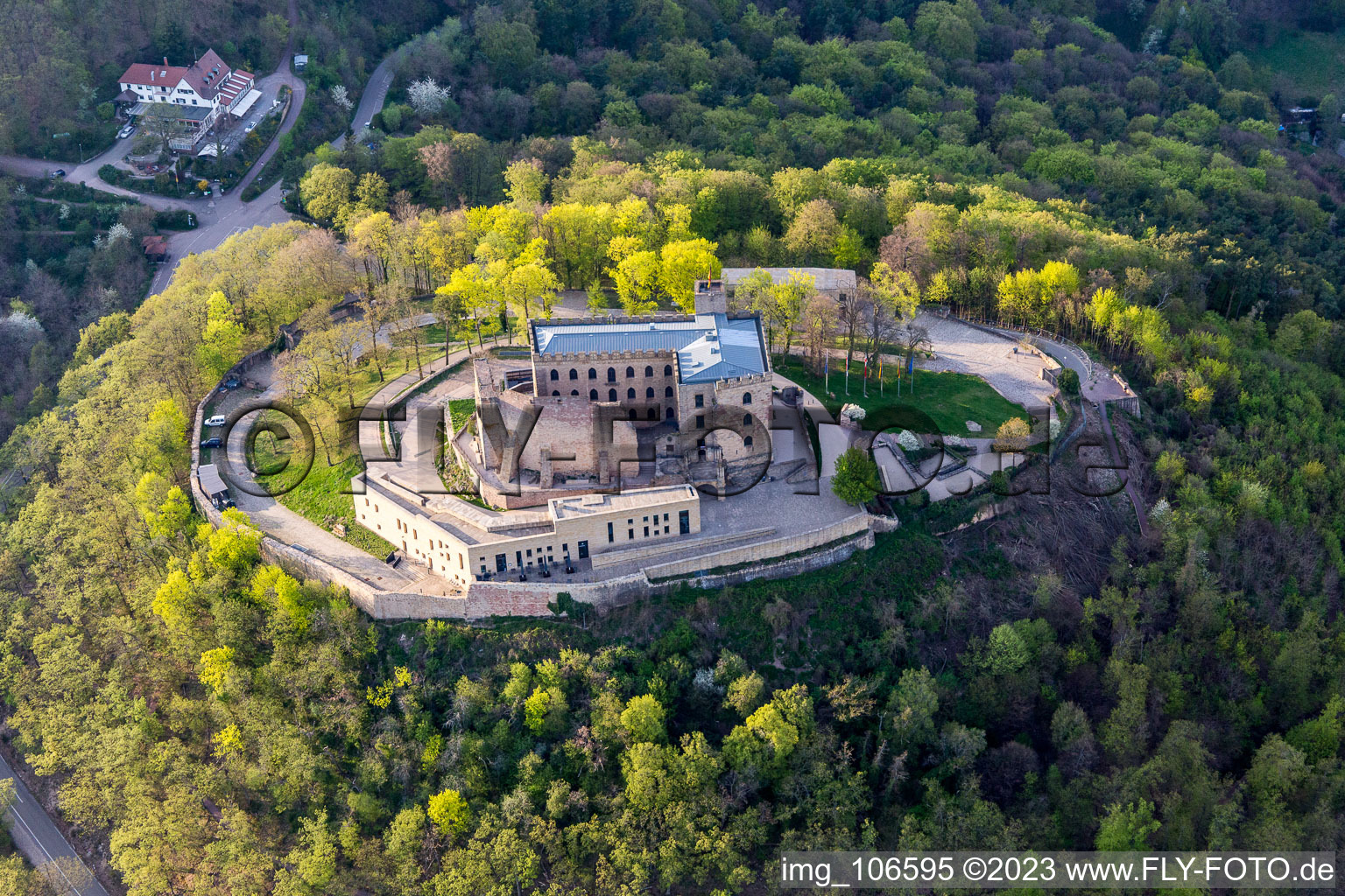 Bird's eye view of Oberhambach, Hambach Castle in the district Diedesfeld in Neustadt an der Weinstraße in the state Rhineland-Palatinate, Germany