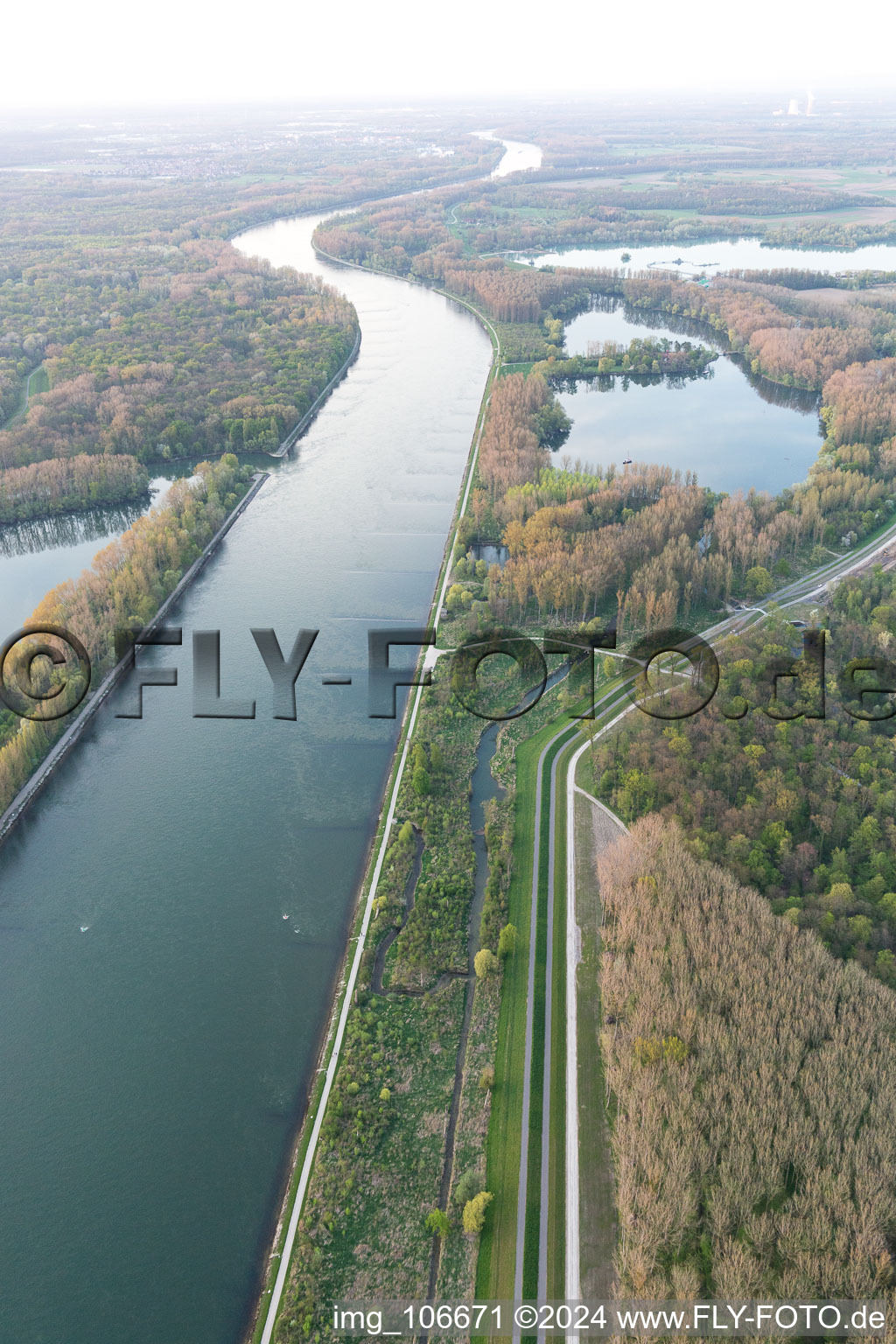 Rhine in Leimersheim in the state Rhineland-Palatinate, Germany