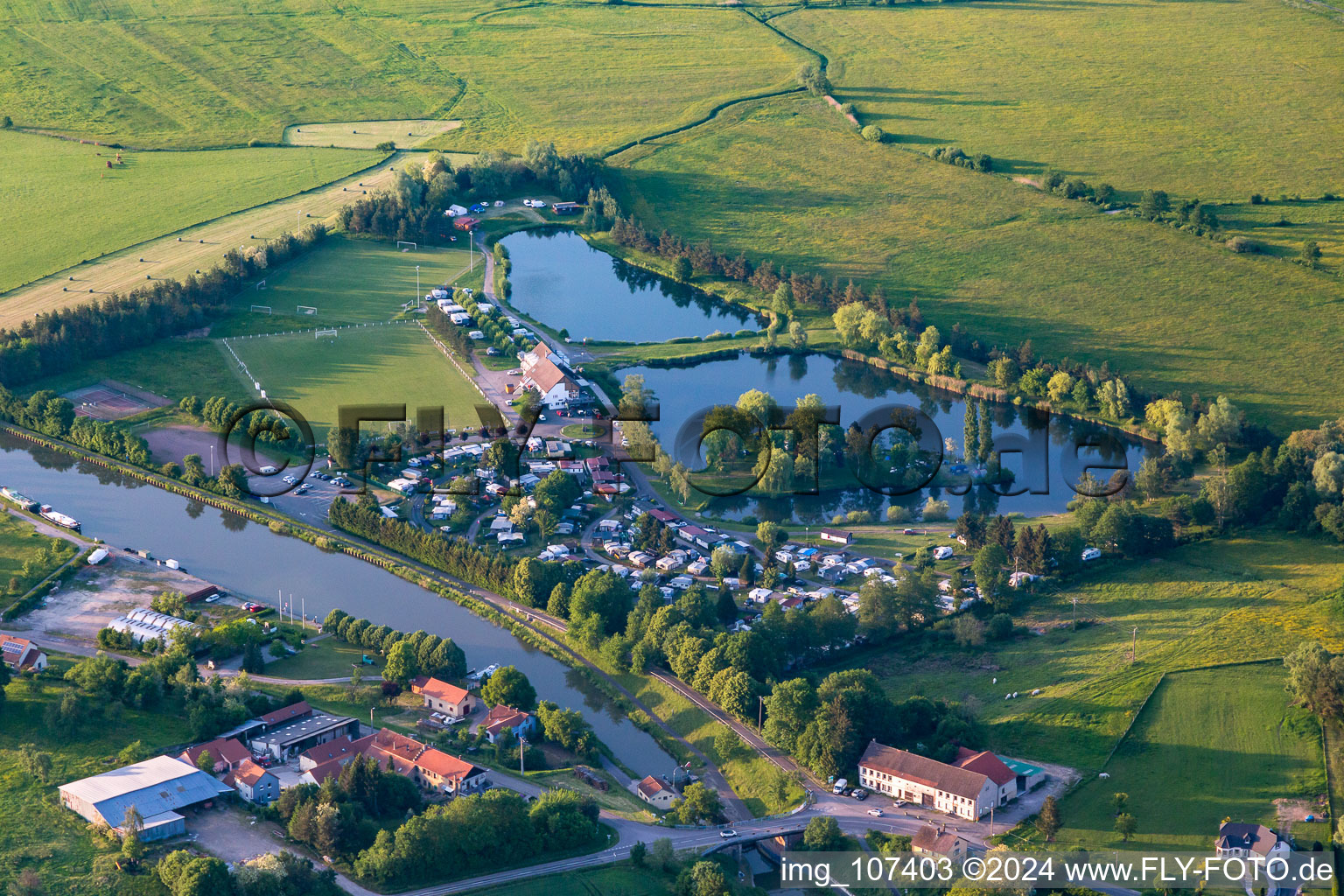 Camping Coeur d'Alsace in Harskirchen in the state Bas-Rhin, France