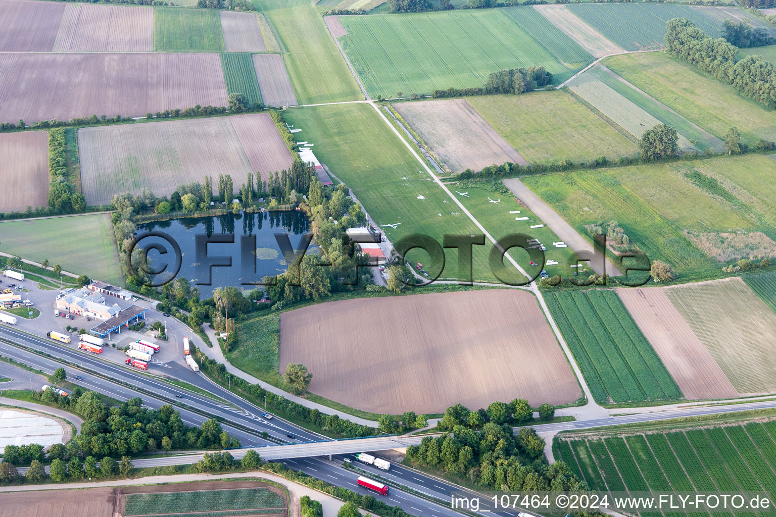 Gliding site in the district Dannstadt in Dannstadt-Schauernheim in the state Rhineland-Palatinate, Germany