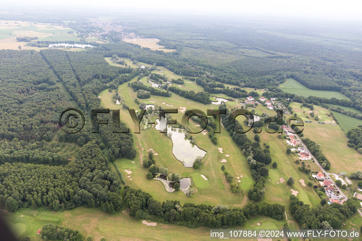 Golf Club in Soufflenheim in the state Bas-Rhin, France seen from above