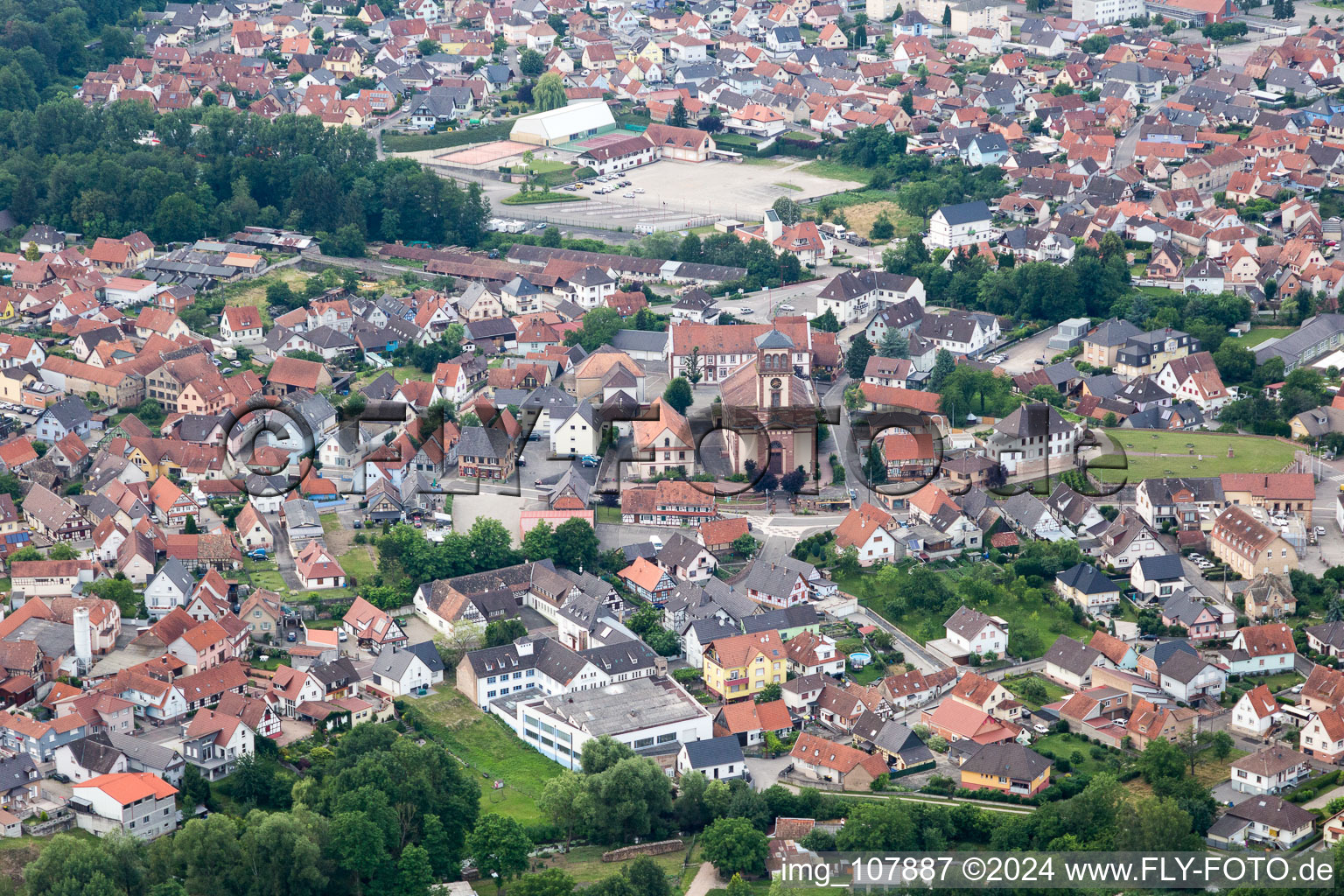 Soufflenheim in the state Bas-Rhin, France from above