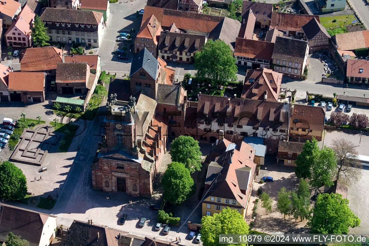 Drone recording of Neuwiller-lès-Saverne in the state Bas-Rhin, France