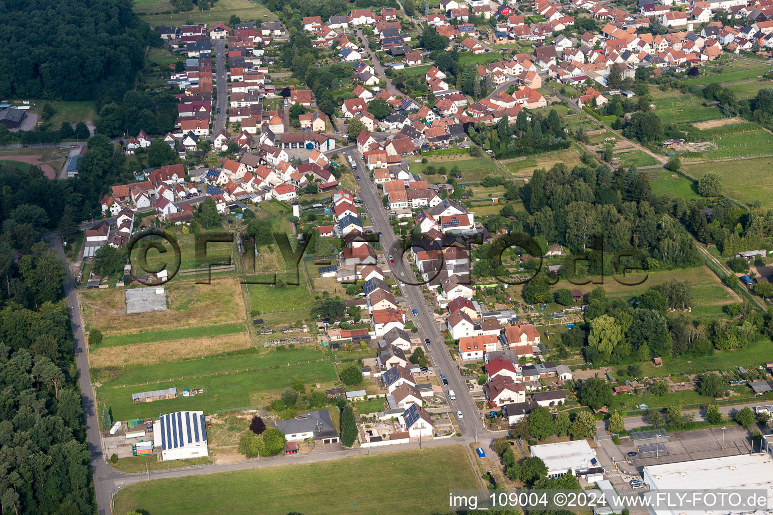 Bird's eye view of District Schaidt in Wörth am Rhein in the state Rhineland-Palatinate, Germany