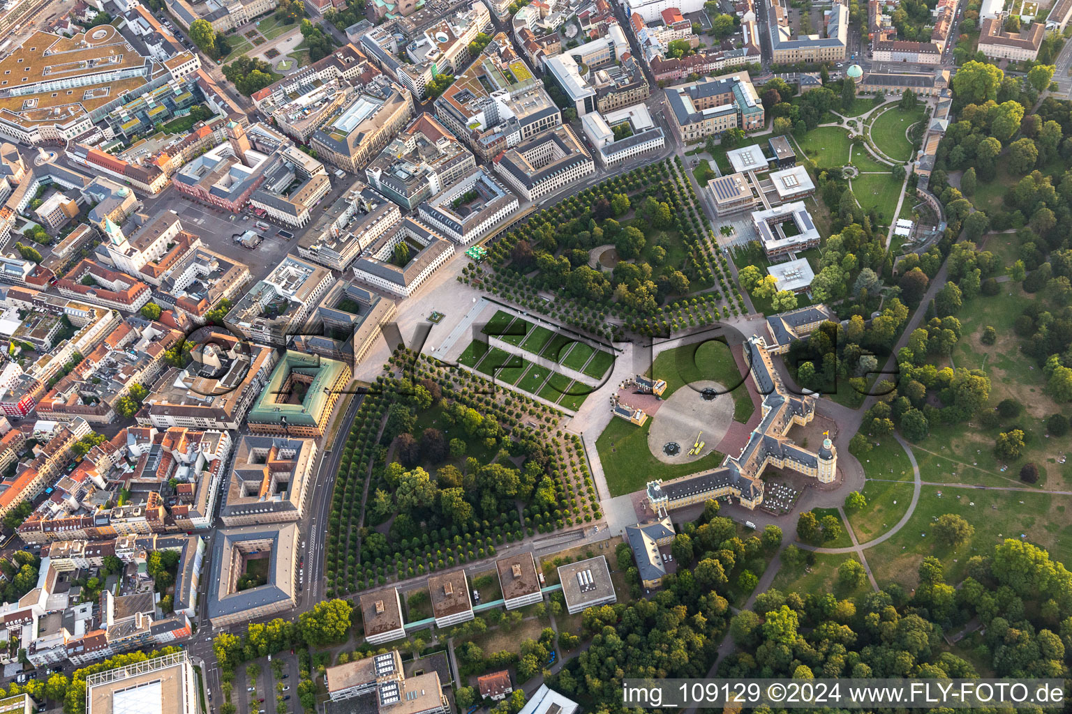 Karlsruhe Castle, centre of the circle in the district Innenstadt-West in Karlsruhe in the state Baden-Wuerttemberg, Germany