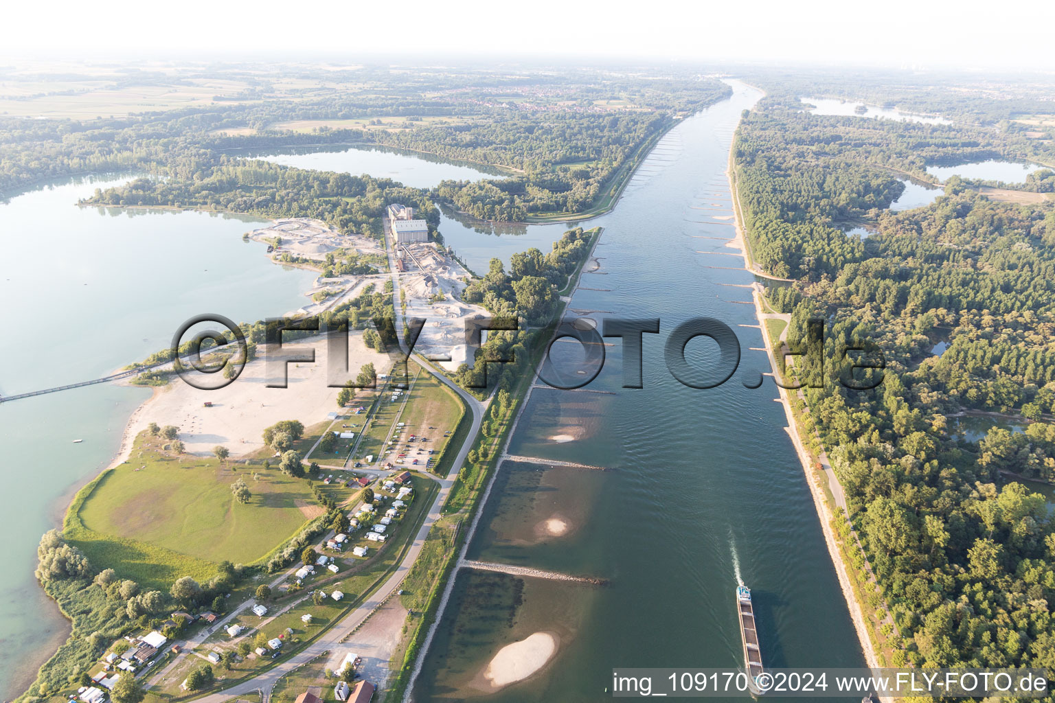 Plage du Camping Le Salmengrund in Seltz in the state Bas-Rhin, France