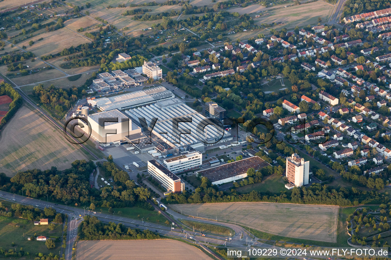 Building and production halls on the premises of the chemical manufacturers L'OREAL Produktion Deutschland GmbH & Co. KG in Karlsruhe in the state Baden-Wurttemberg, Germany