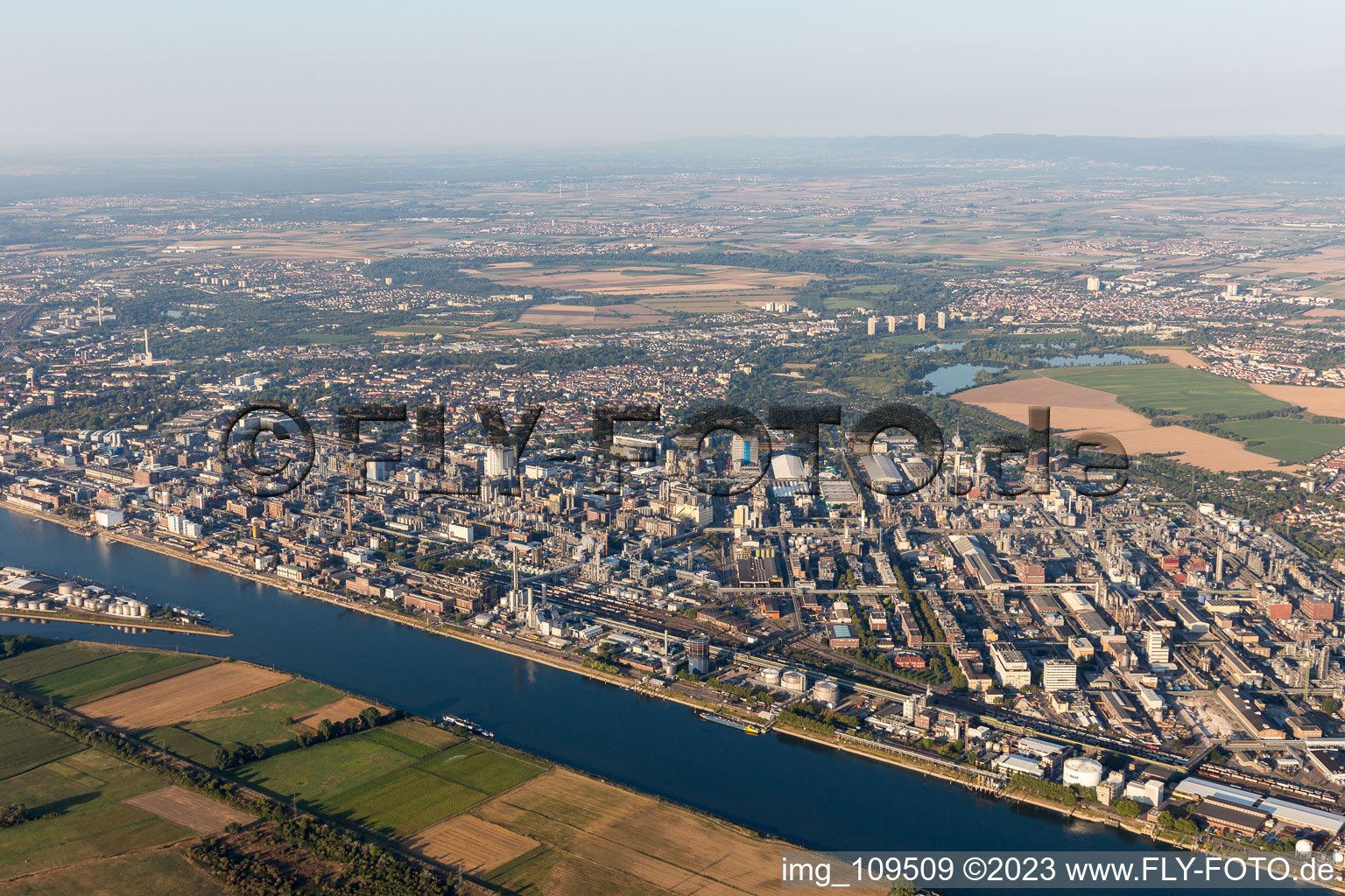 Aerial photograpy of District BASF in Ludwigshafen am Rhein in the state Rhineland-Palatinate, Germany