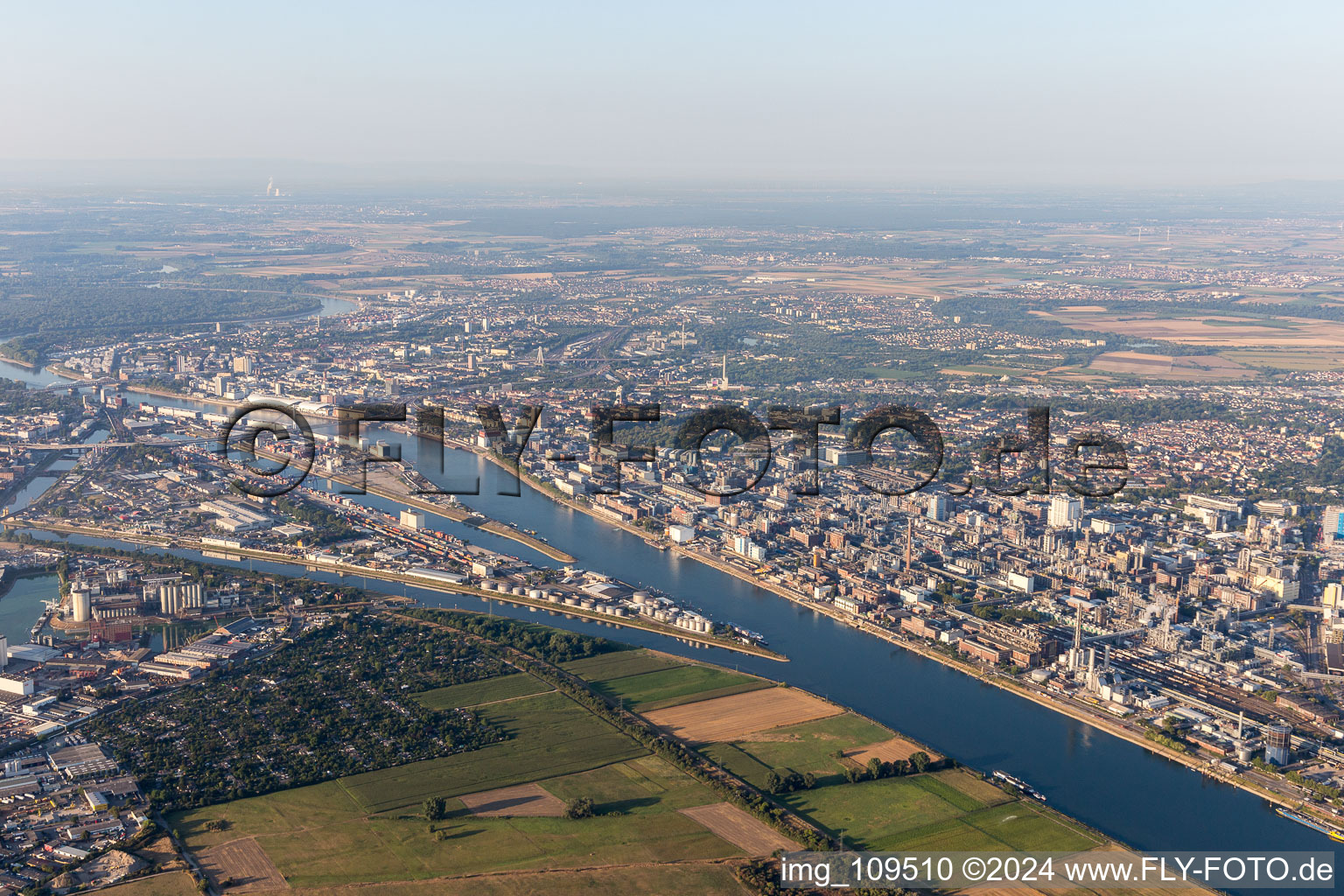 Oblique view of District BASF in Ludwigshafen am Rhein in the state Rhineland-Palatinate, Germany