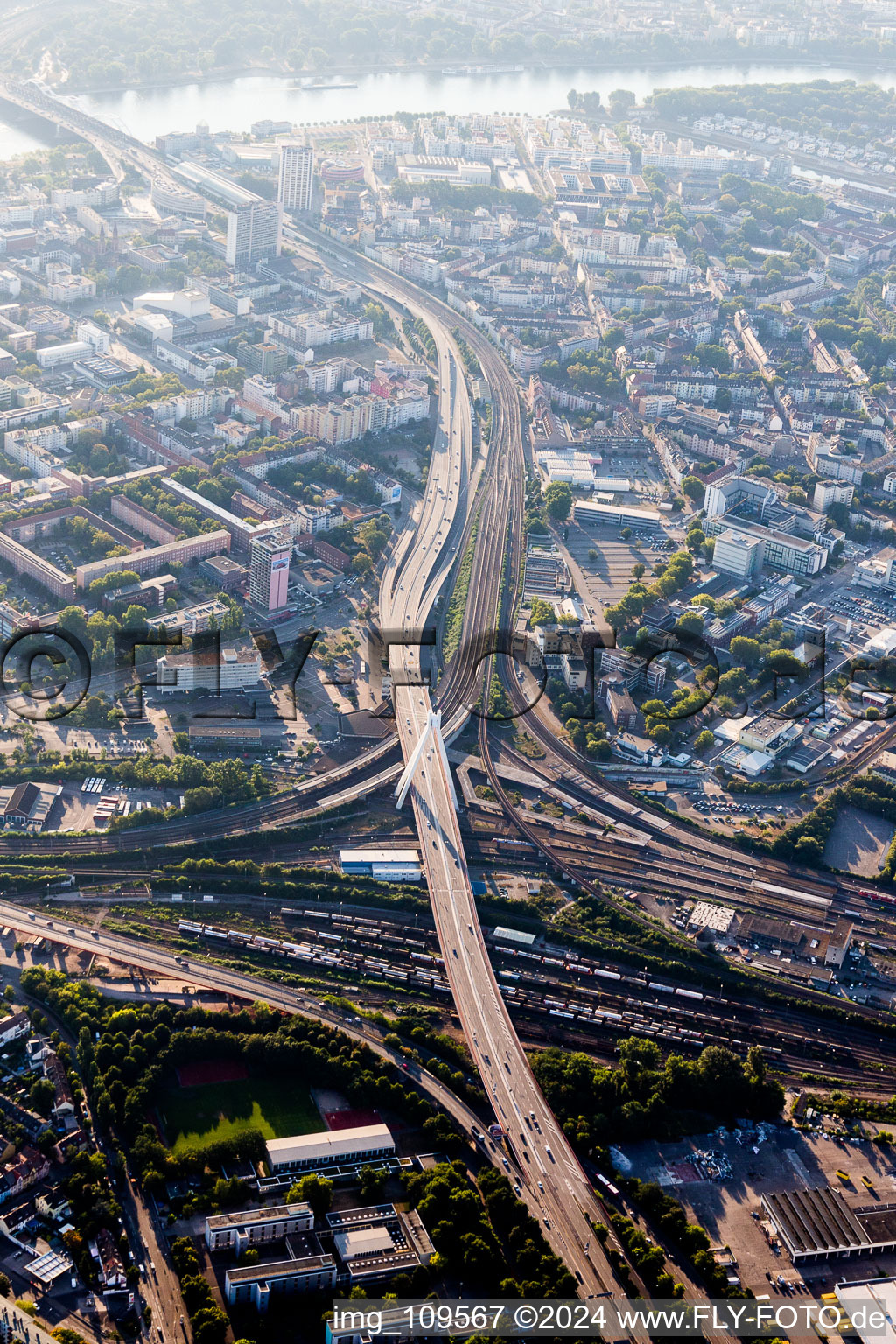 Elevated road in the district Mitte in Ludwigshafen am Rhein in the state Rhineland-Palatinate, Germany from above