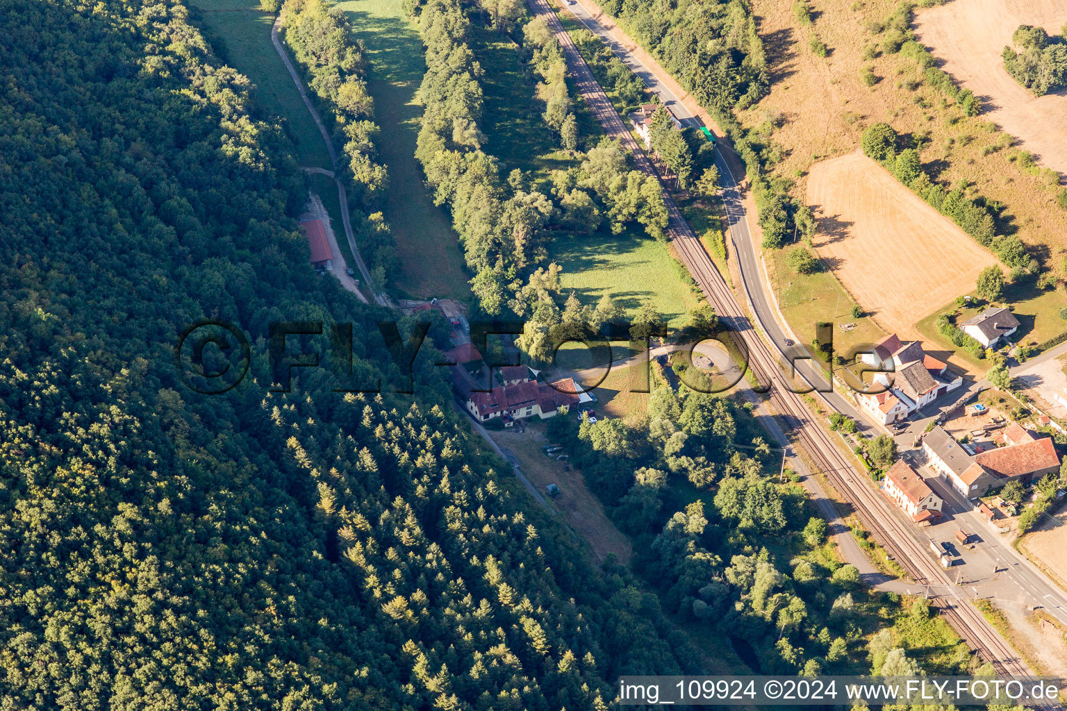 Aerial view of Hahnmühle winery by P.&M. Linxweiler in Mannweiler-Cölln in the state Rhineland-Palatinate, Germany