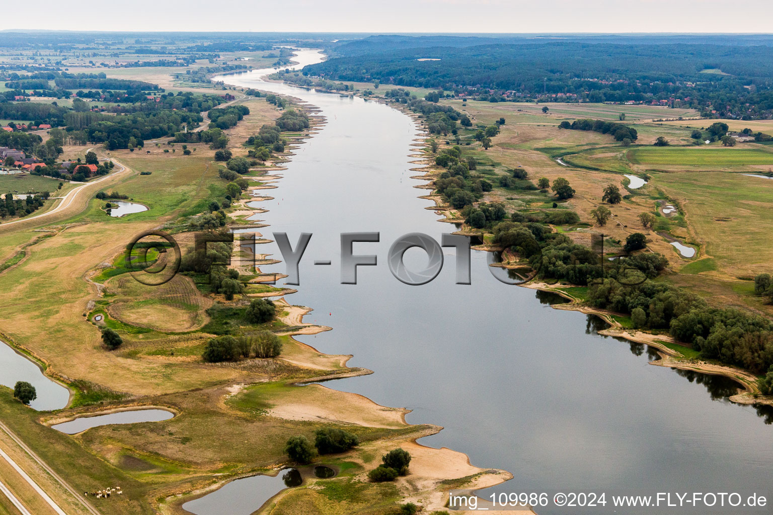 Shore areas exposed by low-water level riverbed of the River Elbe in Neu Darchau in the state Lower Saxony, Germany