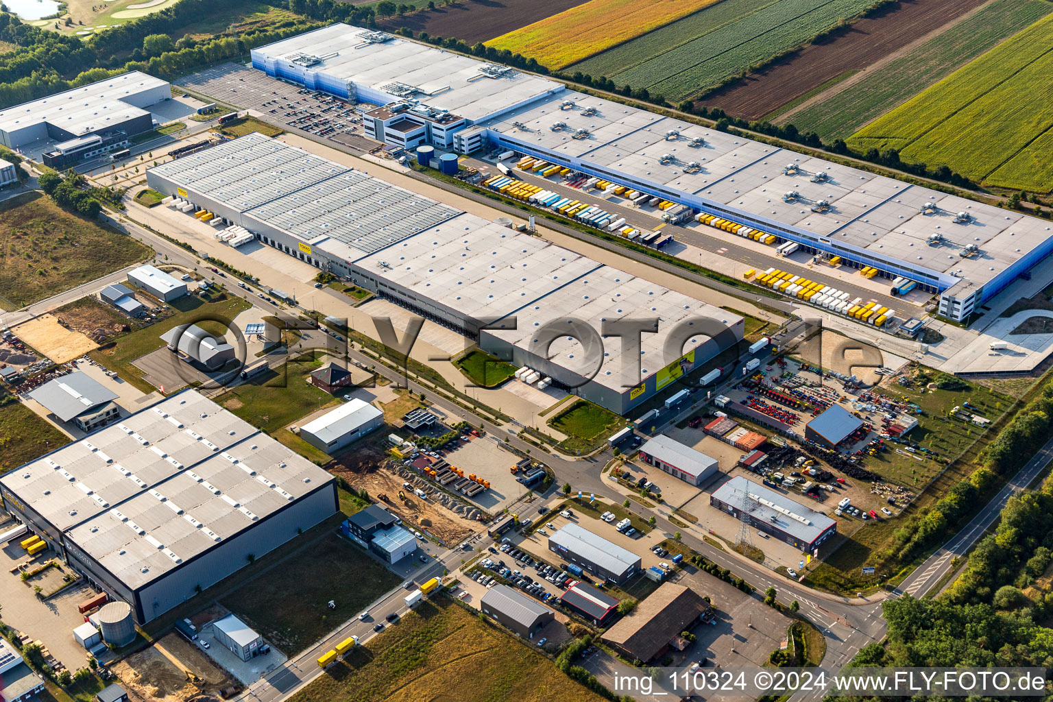 Aerial photograpy of Building complex and grounds of the logistics center Amazon Logistik Winsen GmbH - HAM2 in Winsen (Luhe) in the state Lower Saxony, Germany