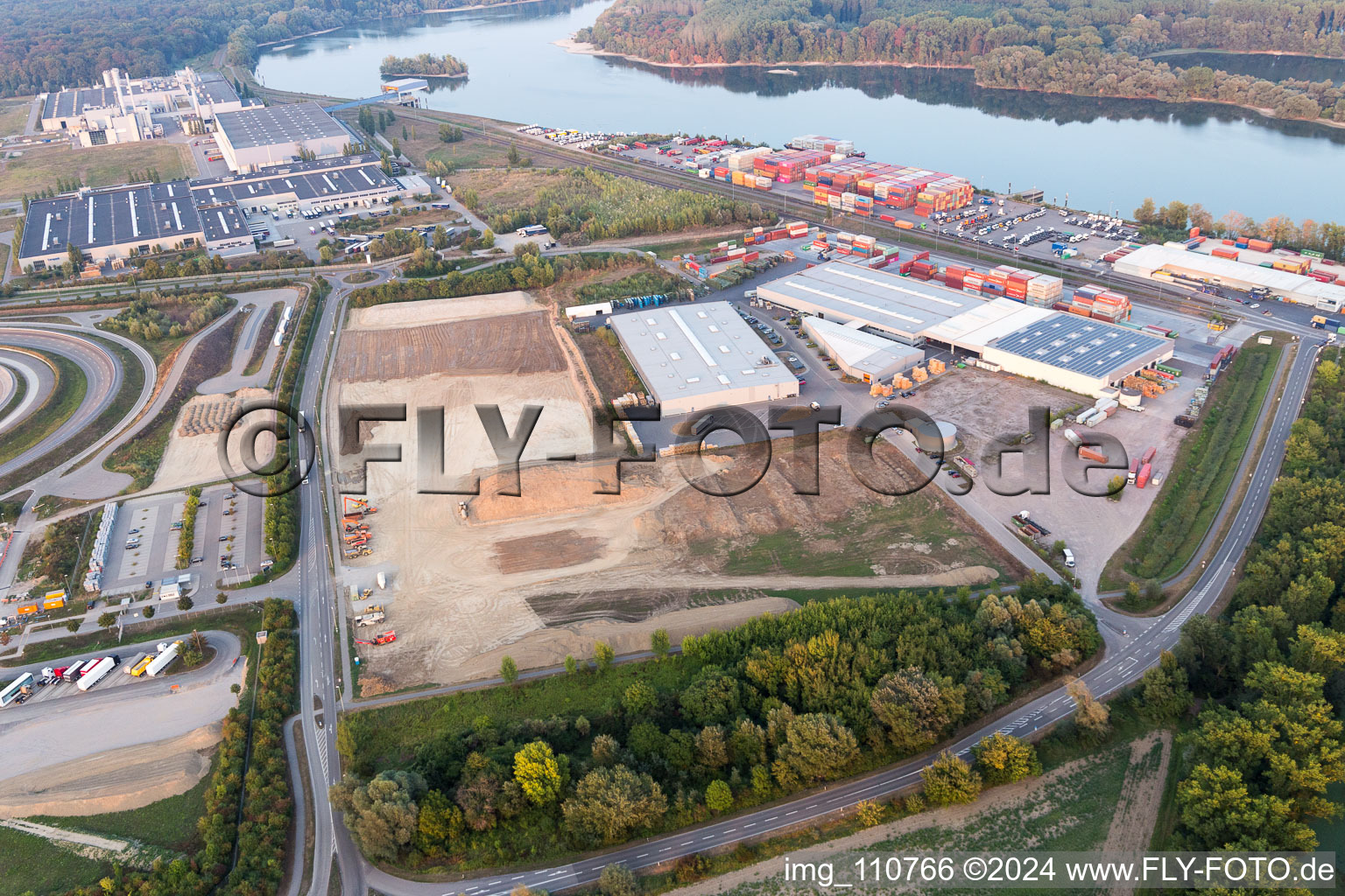 Oberwald Industrial Area in Wörth am Rhein in the state Rhineland-Palatinate, Germany seen from above