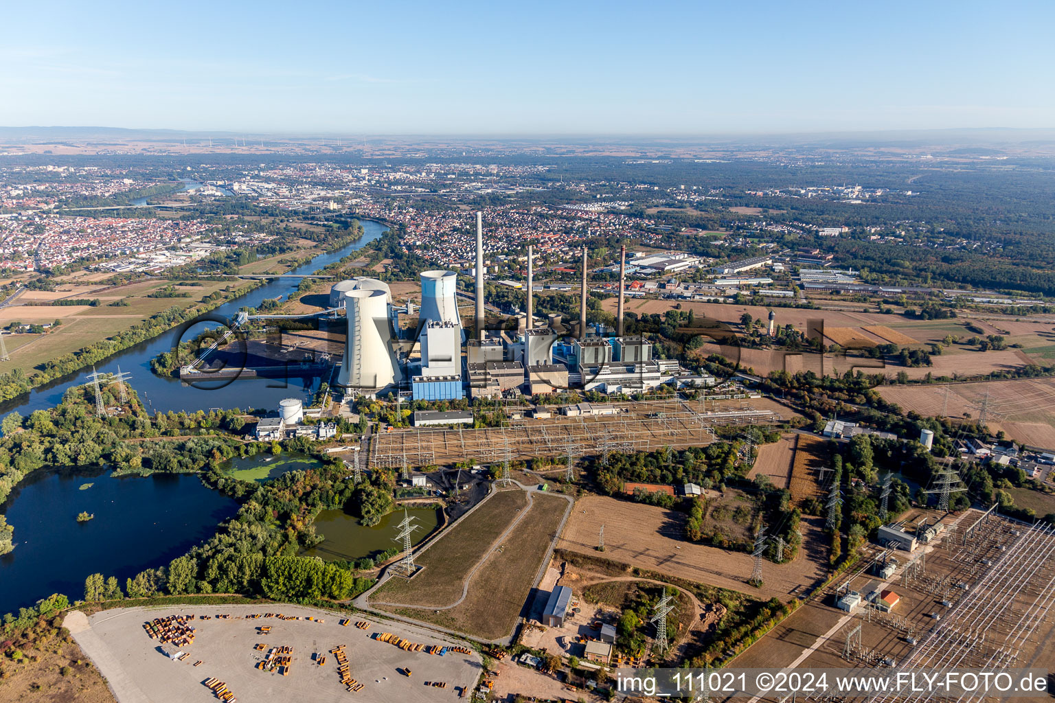 Großkrotzenburg in the state Hesse, Germany from above