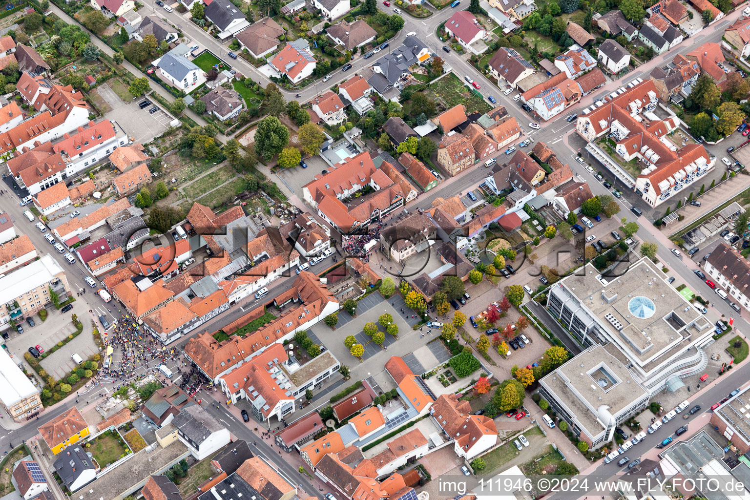 Demo “Women’s Alliance Kandel” vs. “AntiFa/We are Kandel/Grandmas against the right in Kandel in the state Rhineland-Palatinate, Germany out of the air