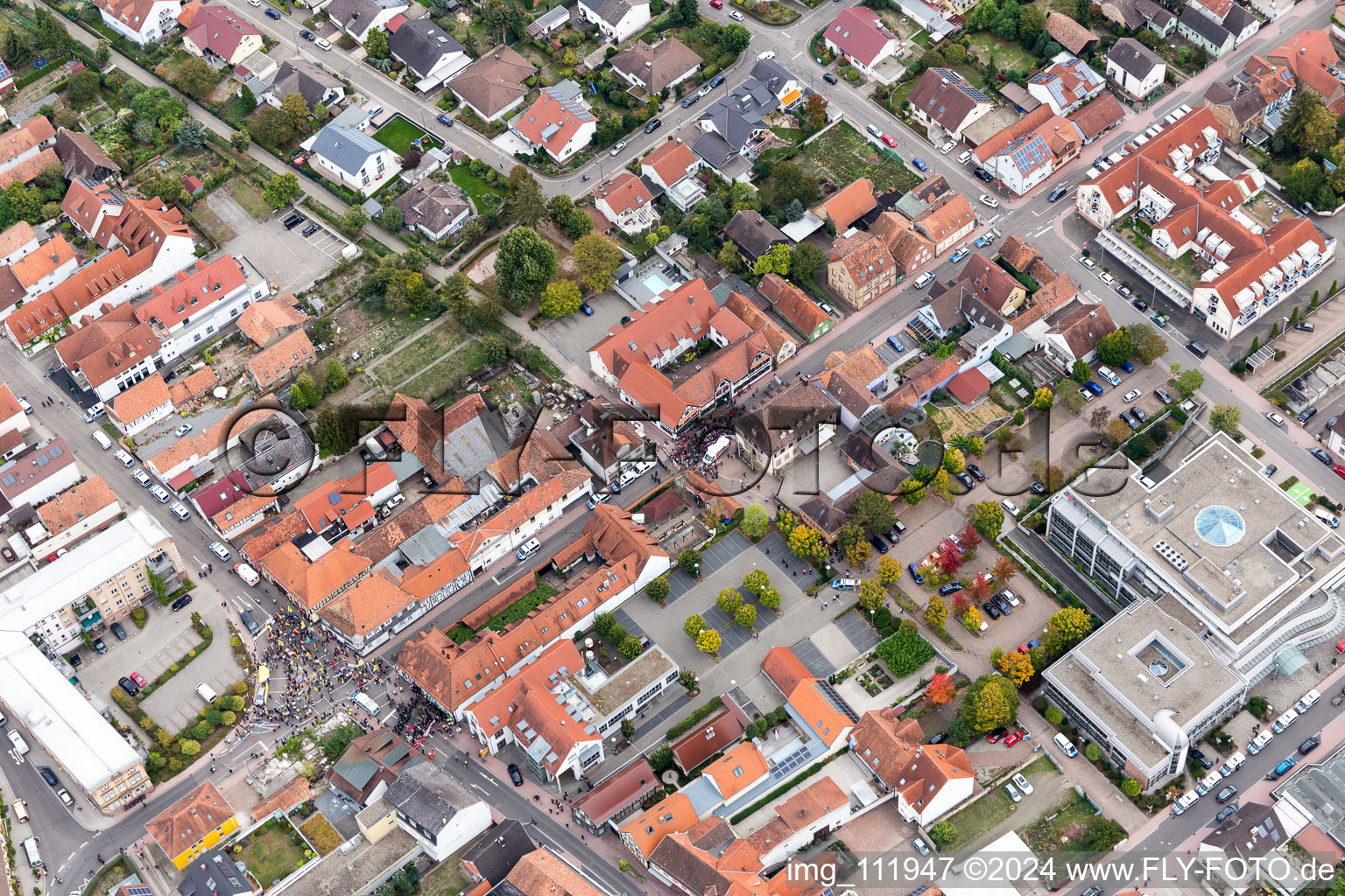 Demo "Women's Alliance Kandel" vs. "AntiFa/We are Kandel/Grandmas against the right in Kandel in the state Rhineland-Palatinate, Germany seen from above