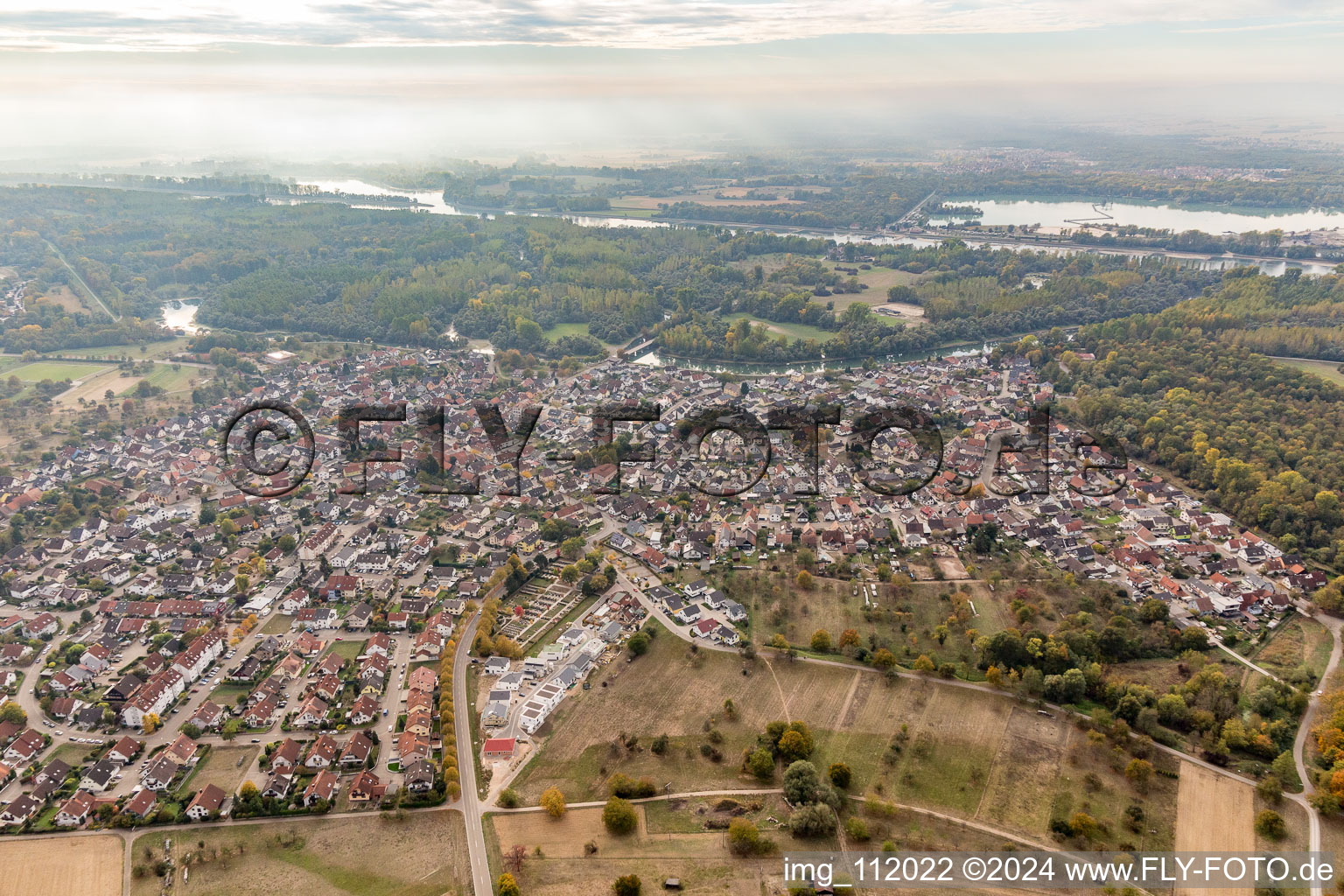 From the east in the district Plittersdorf in Rastatt in the state Baden-Wuerttemberg, Germany