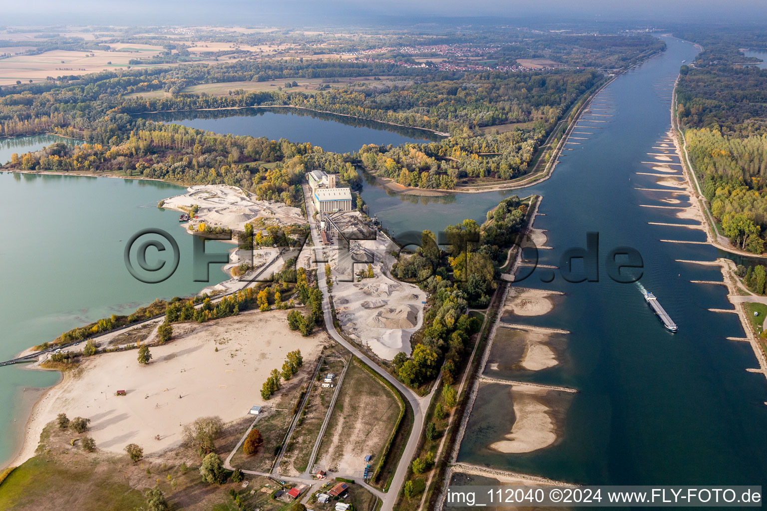 Dyckerhoff Gravières et Sablieères gravel works in Seltz in the state Bas-Rhin, France