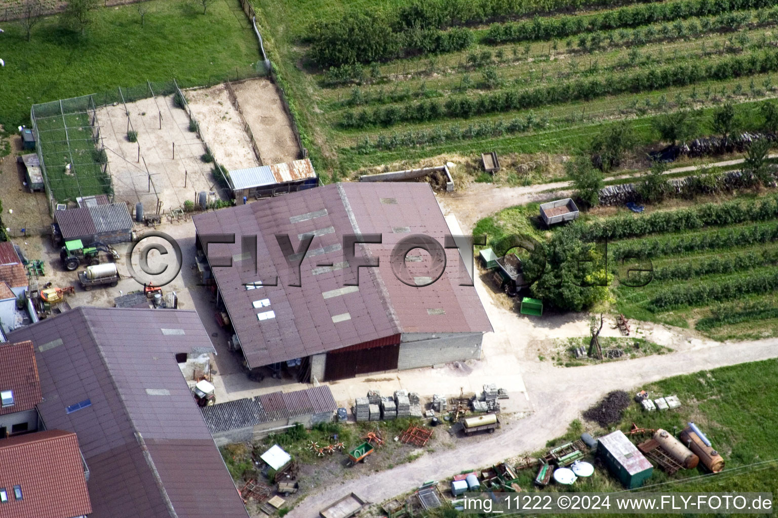 Drone image of District Mühlhofen in Billigheim-Ingenheim in the state Rhineland-Palatinate, Germany