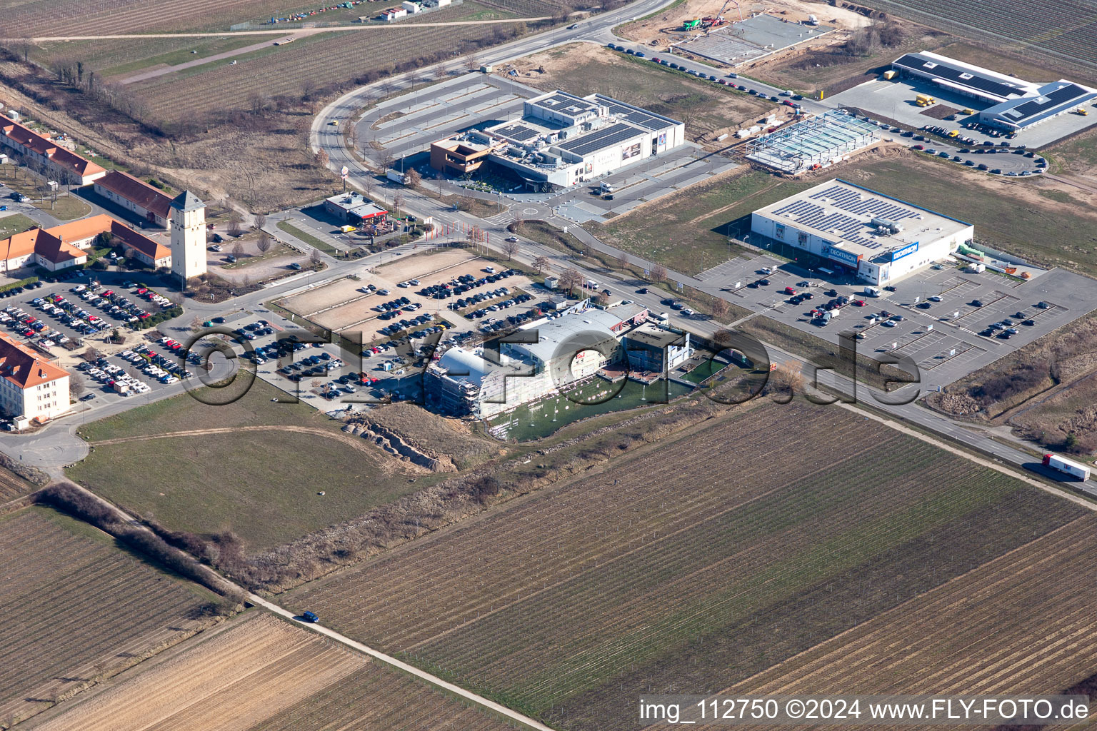 Aerial view of Fitnes-studio Pfitzenmeier Premium Plus Resort in Neustadt an der Weinstrasse in the state Rhineland-Palatinate, Germany